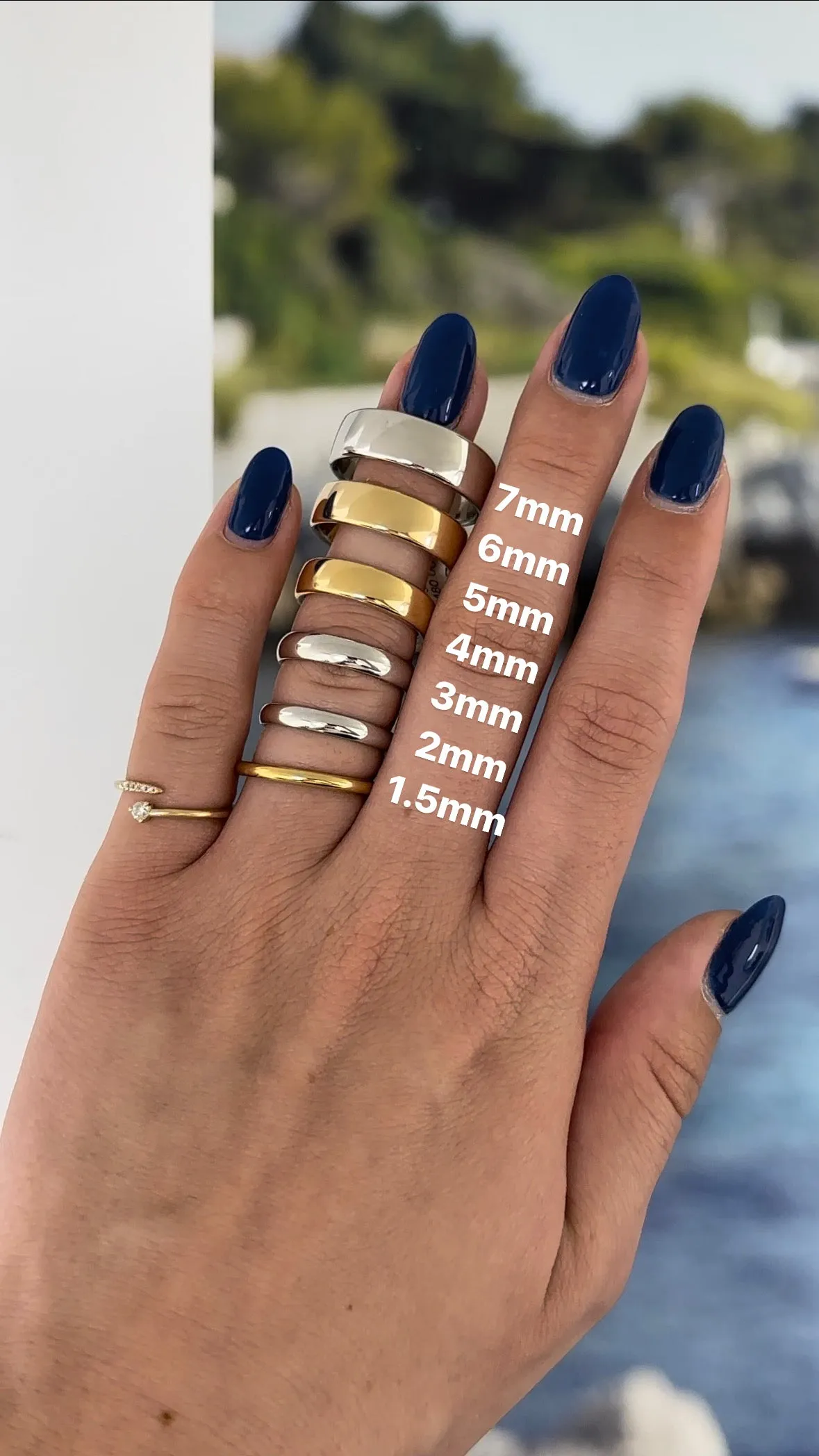 18K Classic Yellow Gold Band