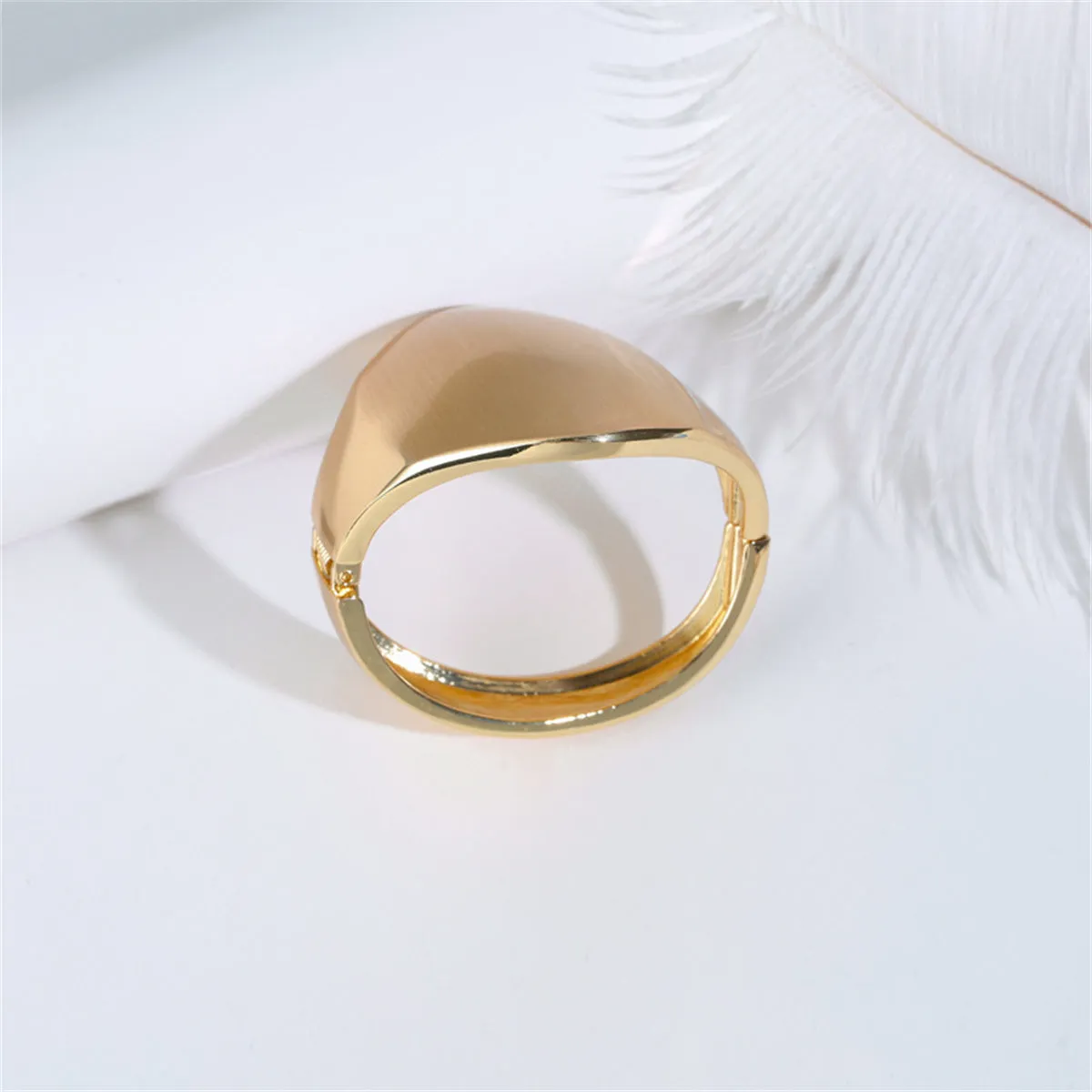 18K Gold-Plated Oval Face Hinge Bangle