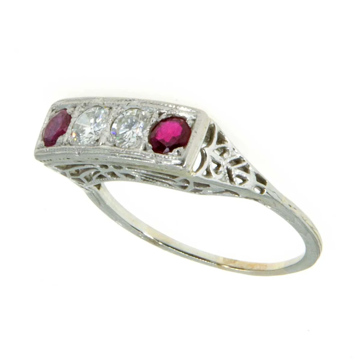 18K Ruby & Diamond Filigree Band Ring