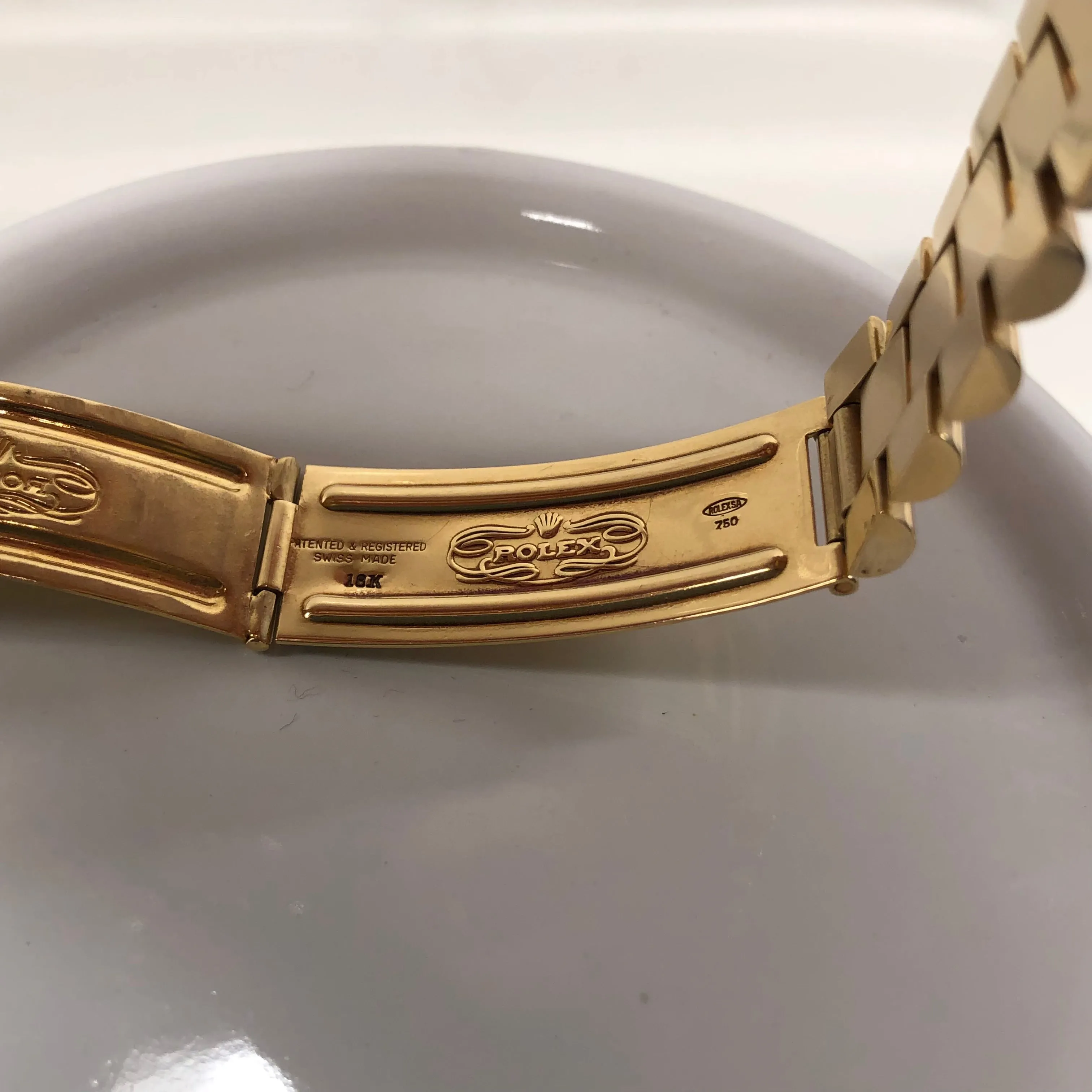 1972 Rolex President 1803 Day Date Yellow Gold Pie Pan Champagne Dial Wristwatch