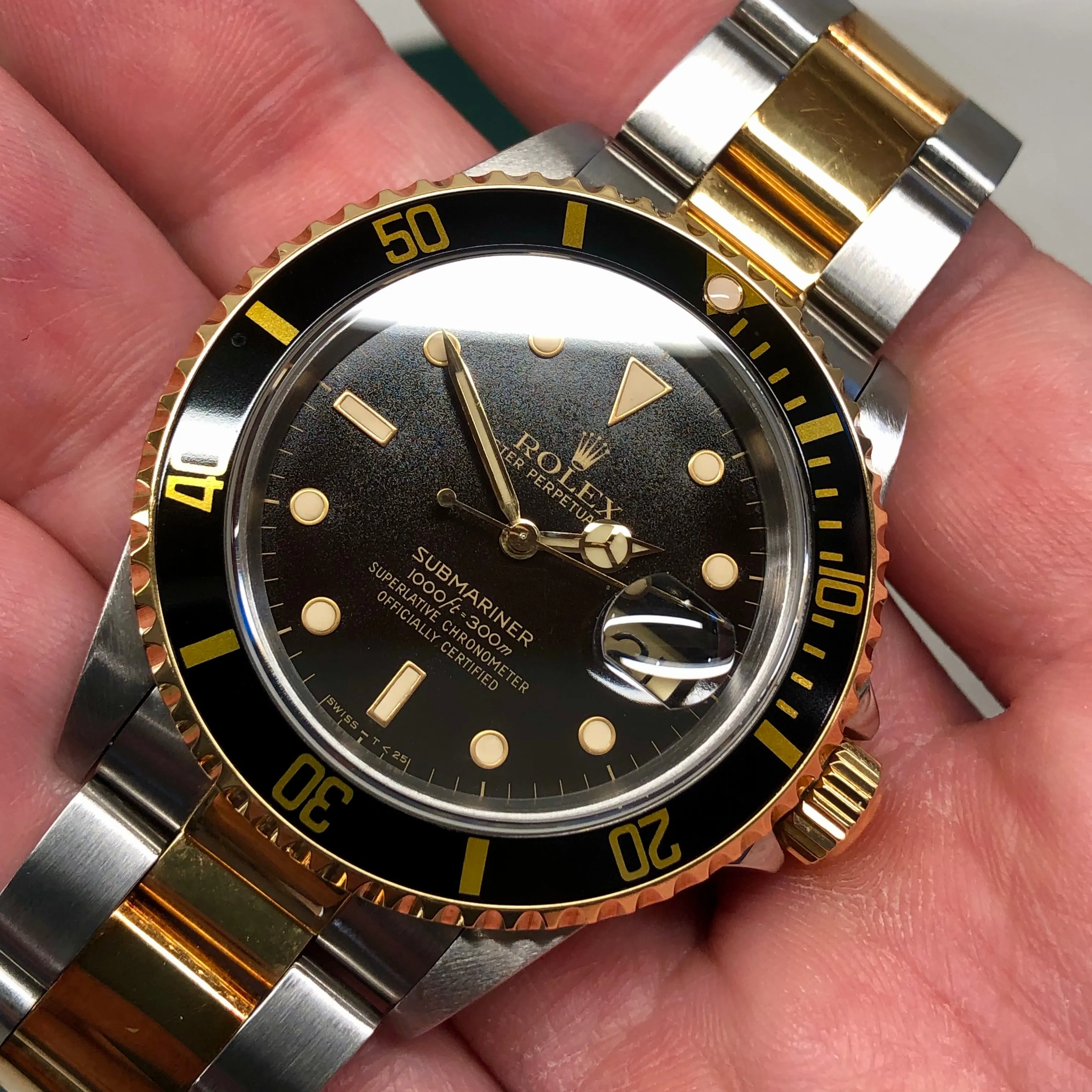 1989 Rolex Submariner 16613 Two Tone Black Steel 18K Gold Wristwatch