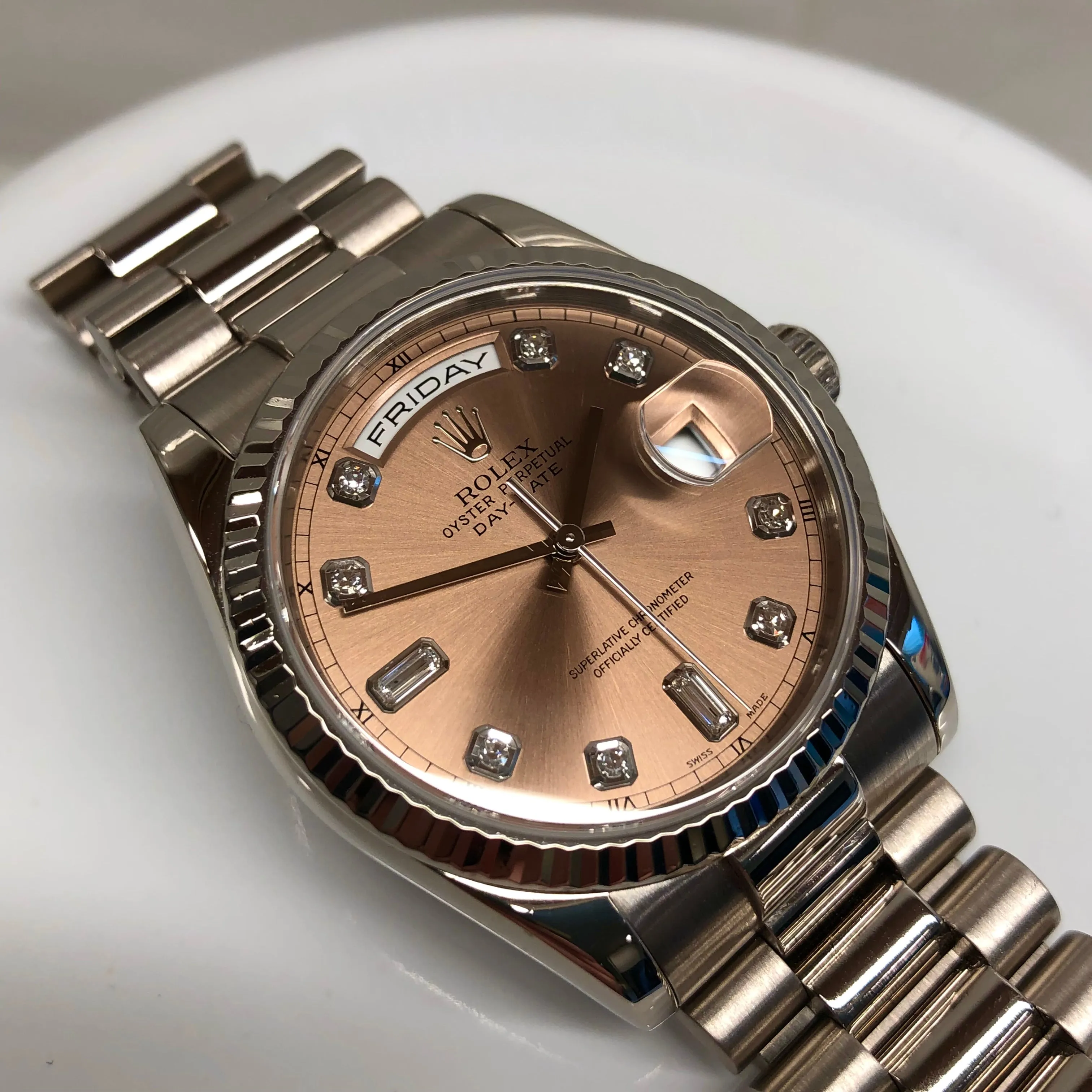 2000 Rolex President 118239 Day Date 18K White Gold Bronze Diamond Roman Dial Wristwatch