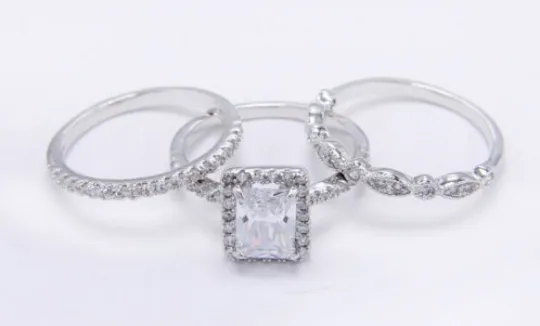 3.78ct Emerald 3 Piece Wedding Ring Set Engagement Diamond Simulated 925 Platinum ep Women's