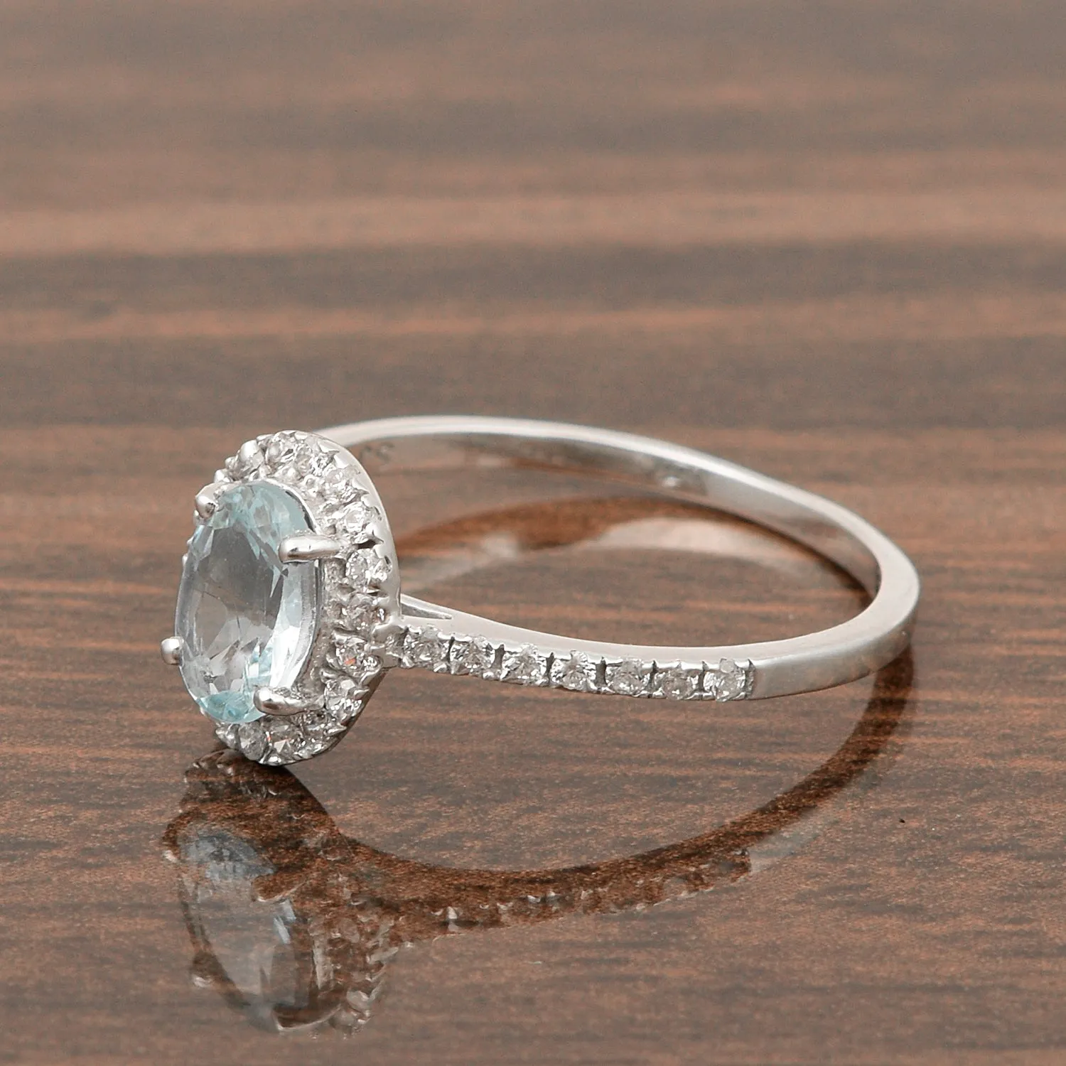 925 Sterling Silver Oval Swiss Blue Topaz Women's Solitaire Ring