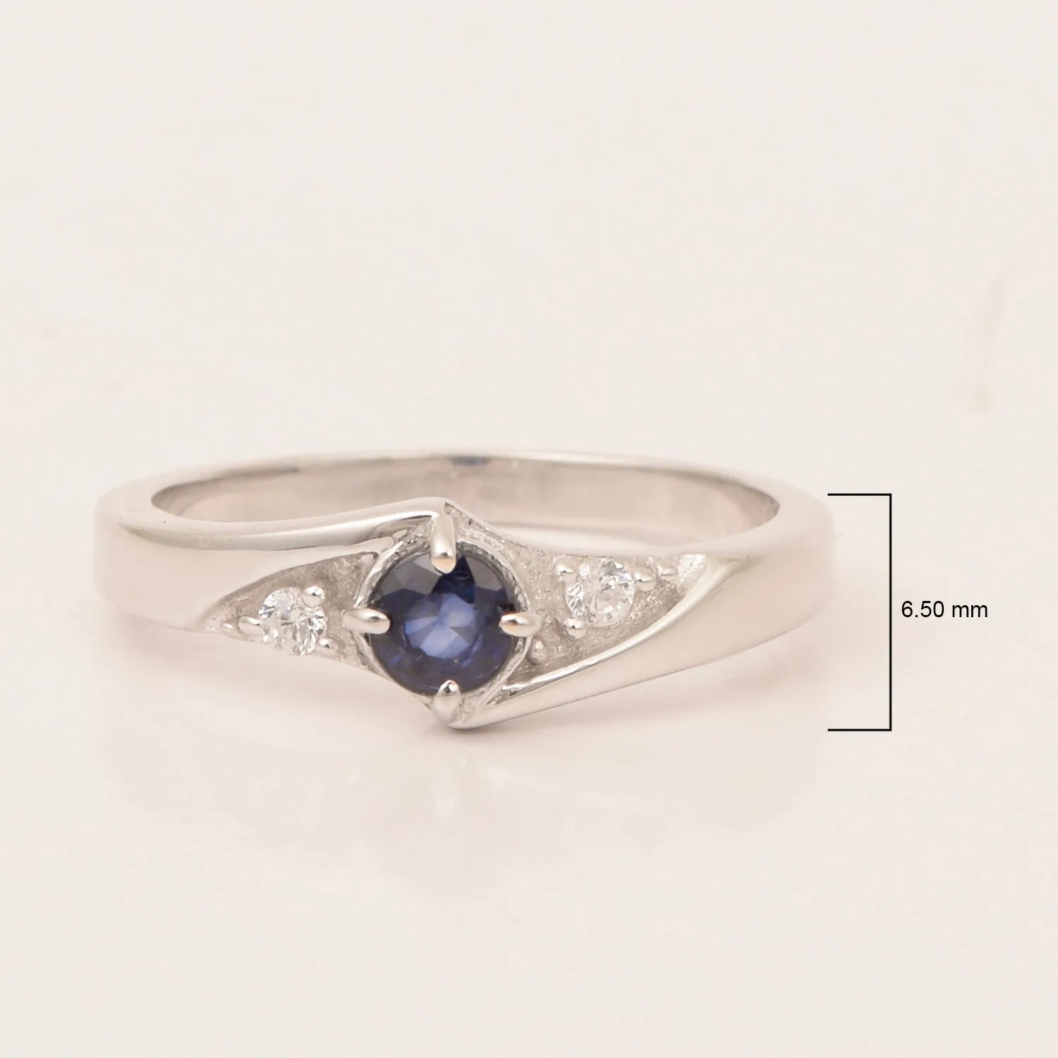 925 Sterling Silver Round Cut 4mm Blue Sapphire Women's Engagement Ring