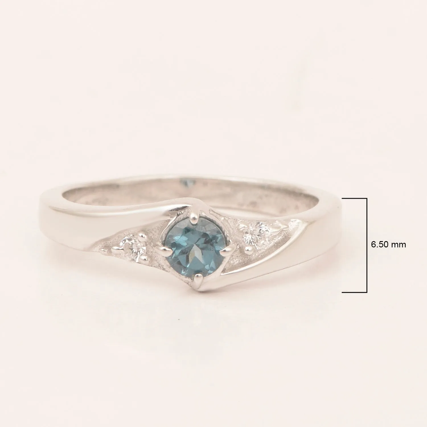 925 Sterling Silver Round Cut 4mm London Blue Topaz Women's Engagement Ring