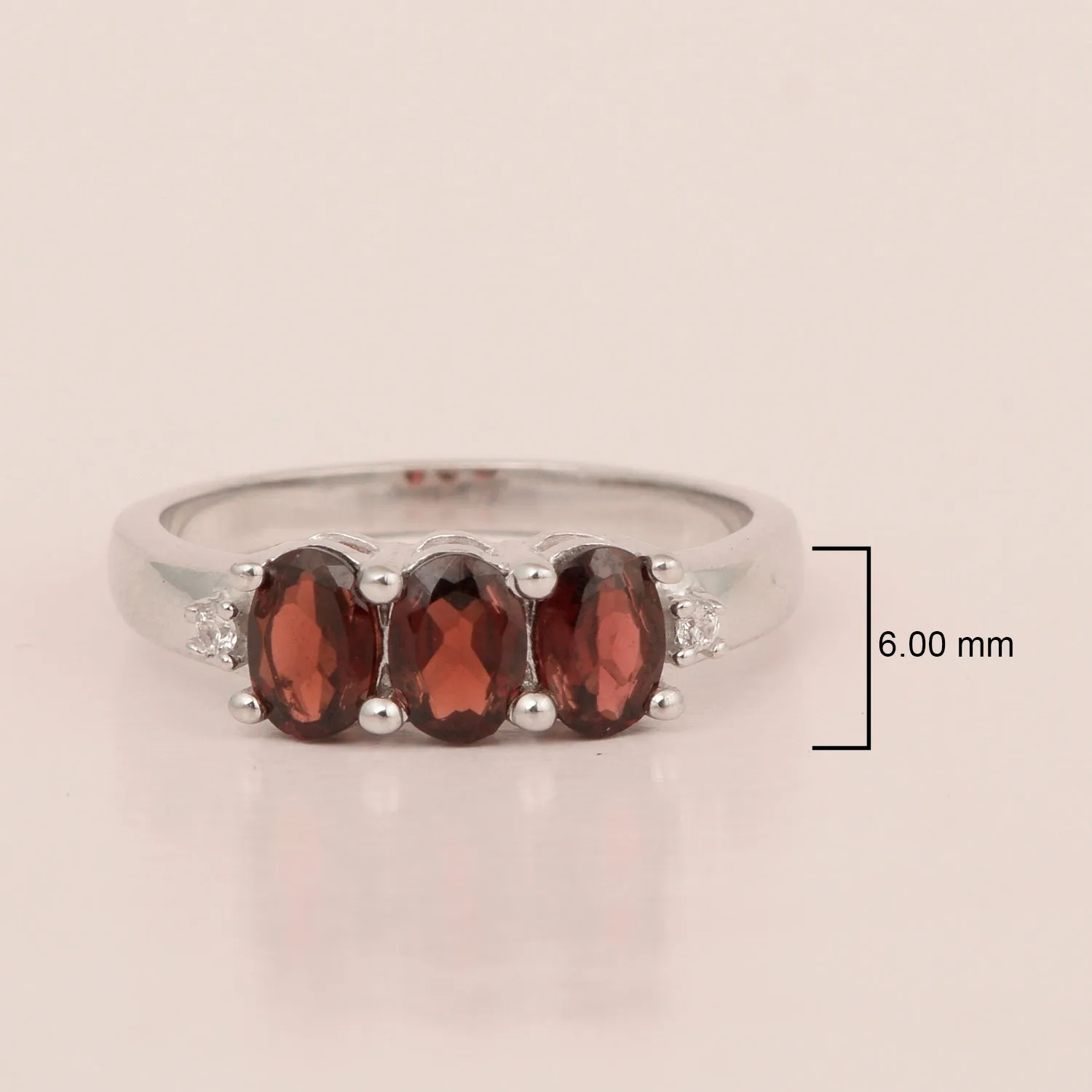 925 Sterling Silver Three-Stone Oval 1.35 Ctw Garnet Women's Ring