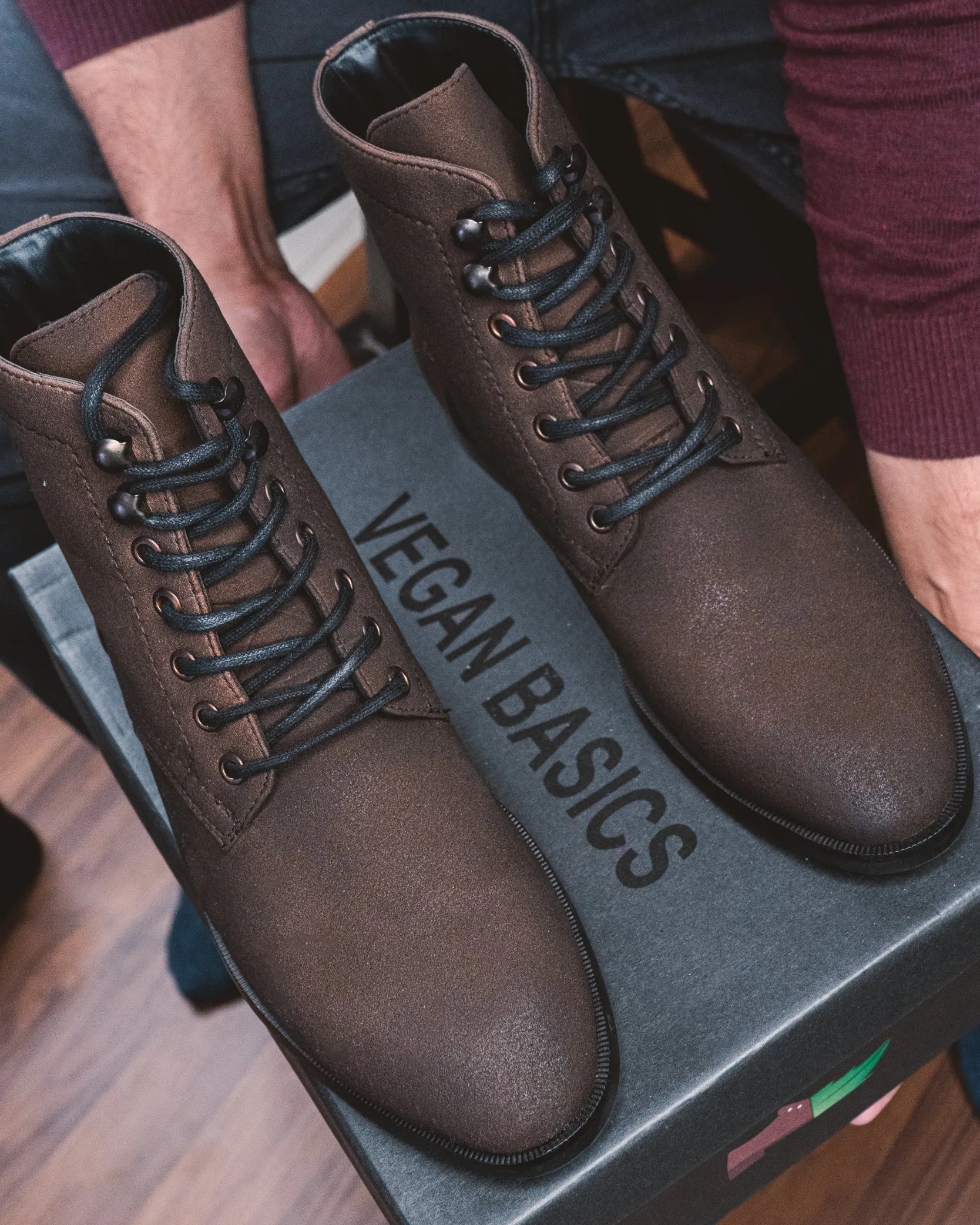 Ambassador Tobacco Boots