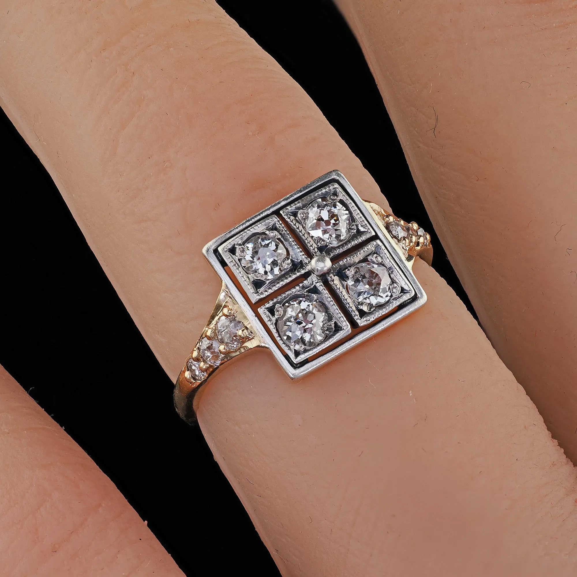 Antique Victorian 14K Yellow Gold Silver Top Old Mine Diamond Ring