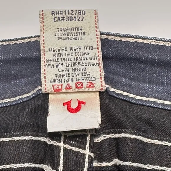 Authentic True Religion Serena Womens Blue Jeans Size 25 metal buttons Preppy