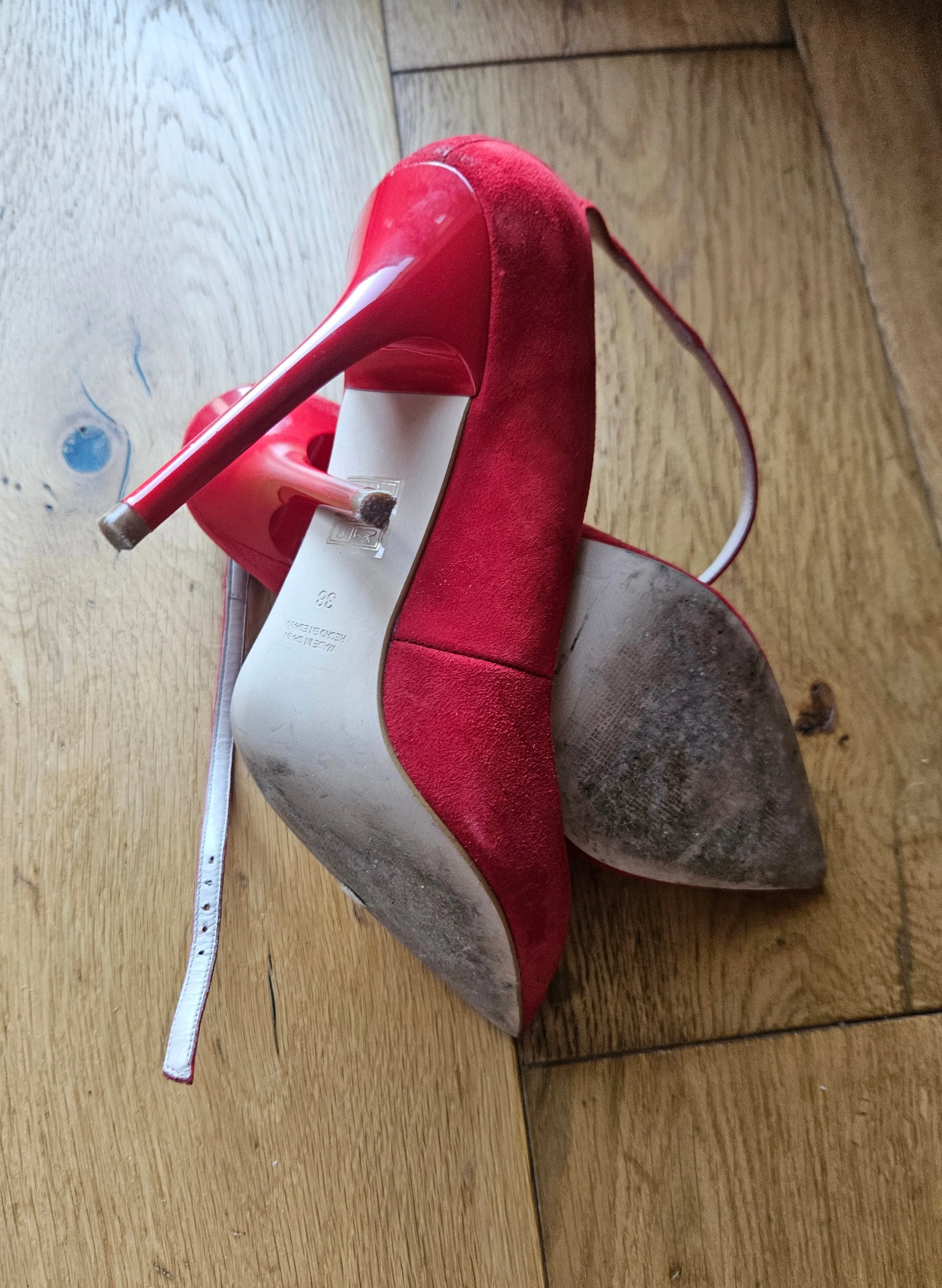 Beautiful Red Heels with Strap / UK5 / Well Worn