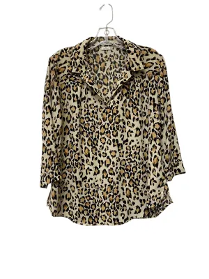 Blouse 3/4 Sleeve By Van Heusen  Size: M