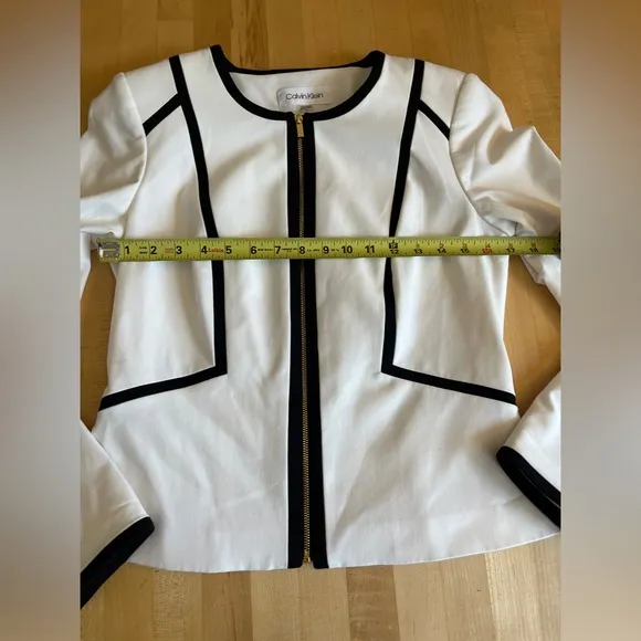 Calvin Klein Women's Piped Zip Front Jacket White Size 6 Black Trim
