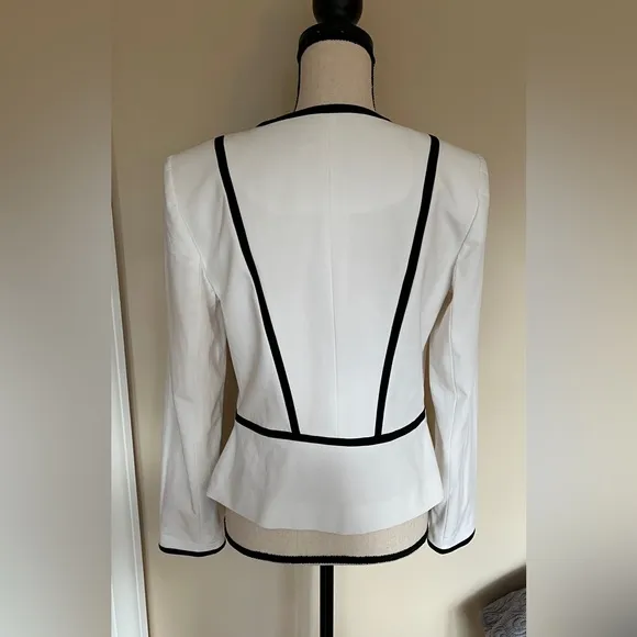 Calvin Klein Women's Piped Zip Front Jacket White Size 6 Black Trim
