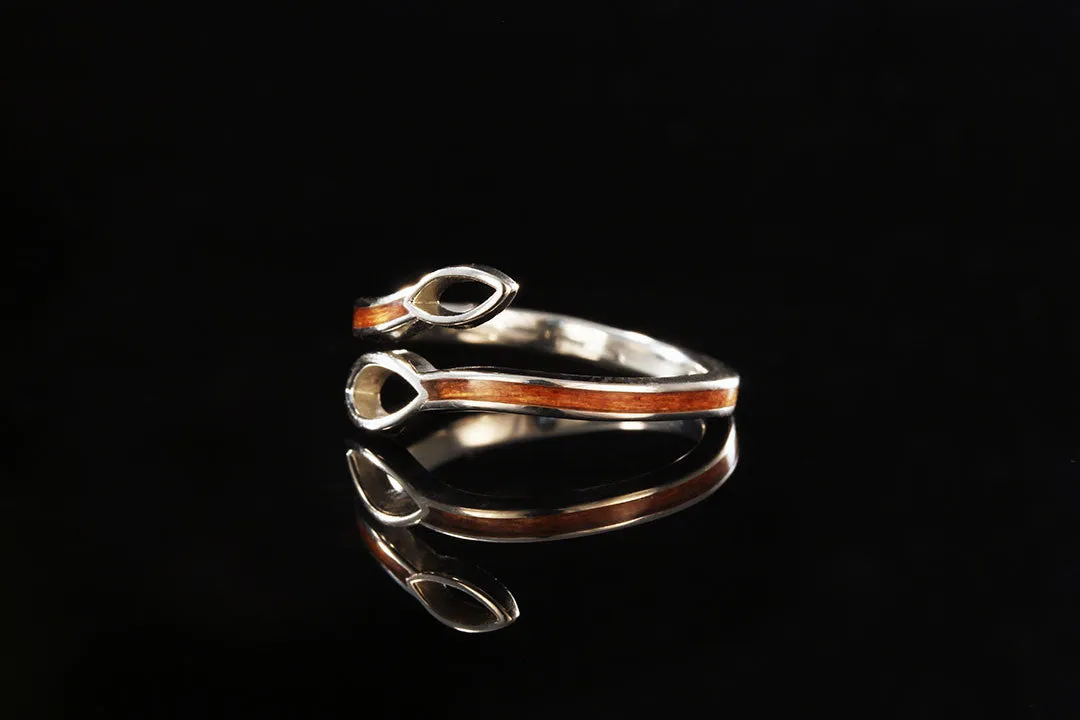 CHERRY WOOD LEAF 14K WHITE GOLD WOMANS RING