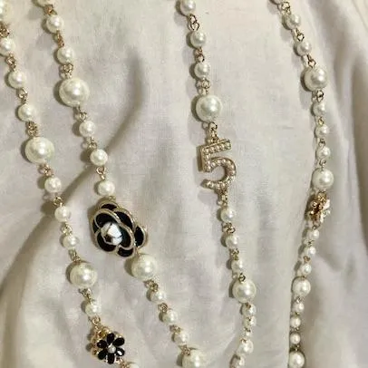 Claire Camellia Opera