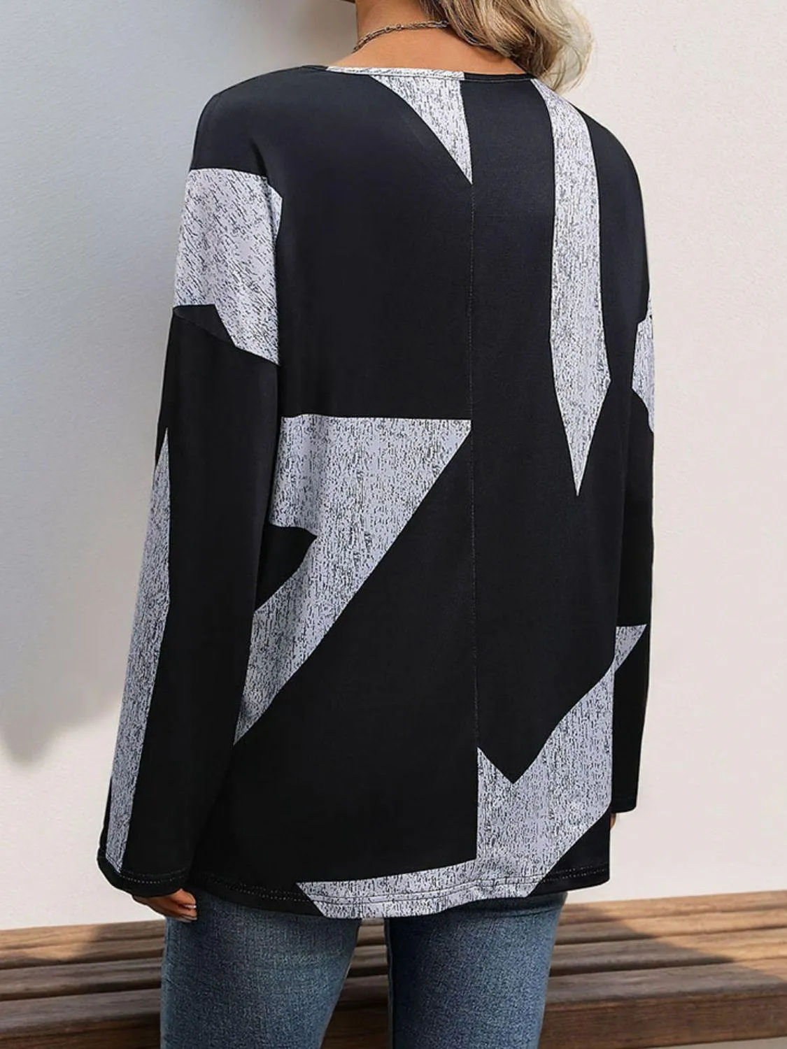 Color Block V Neck Shirt