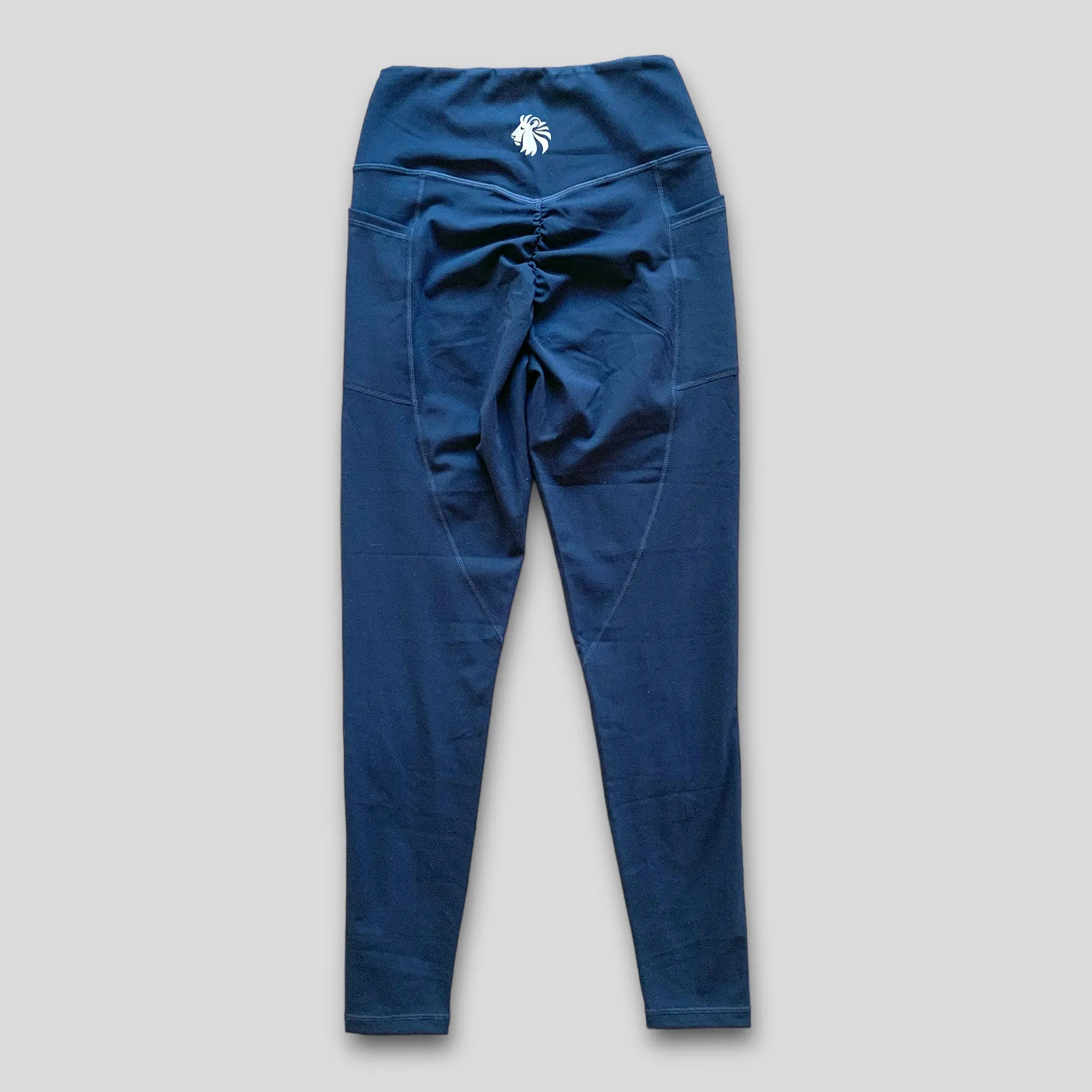 Crossover Scrunch Booty Leggings - Midnight Navy