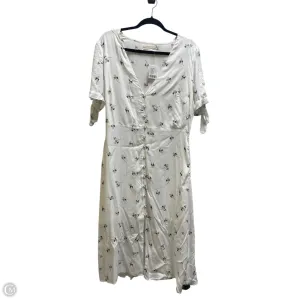 Dress Casual Maxi By Urban Outfitters In White, Size: L