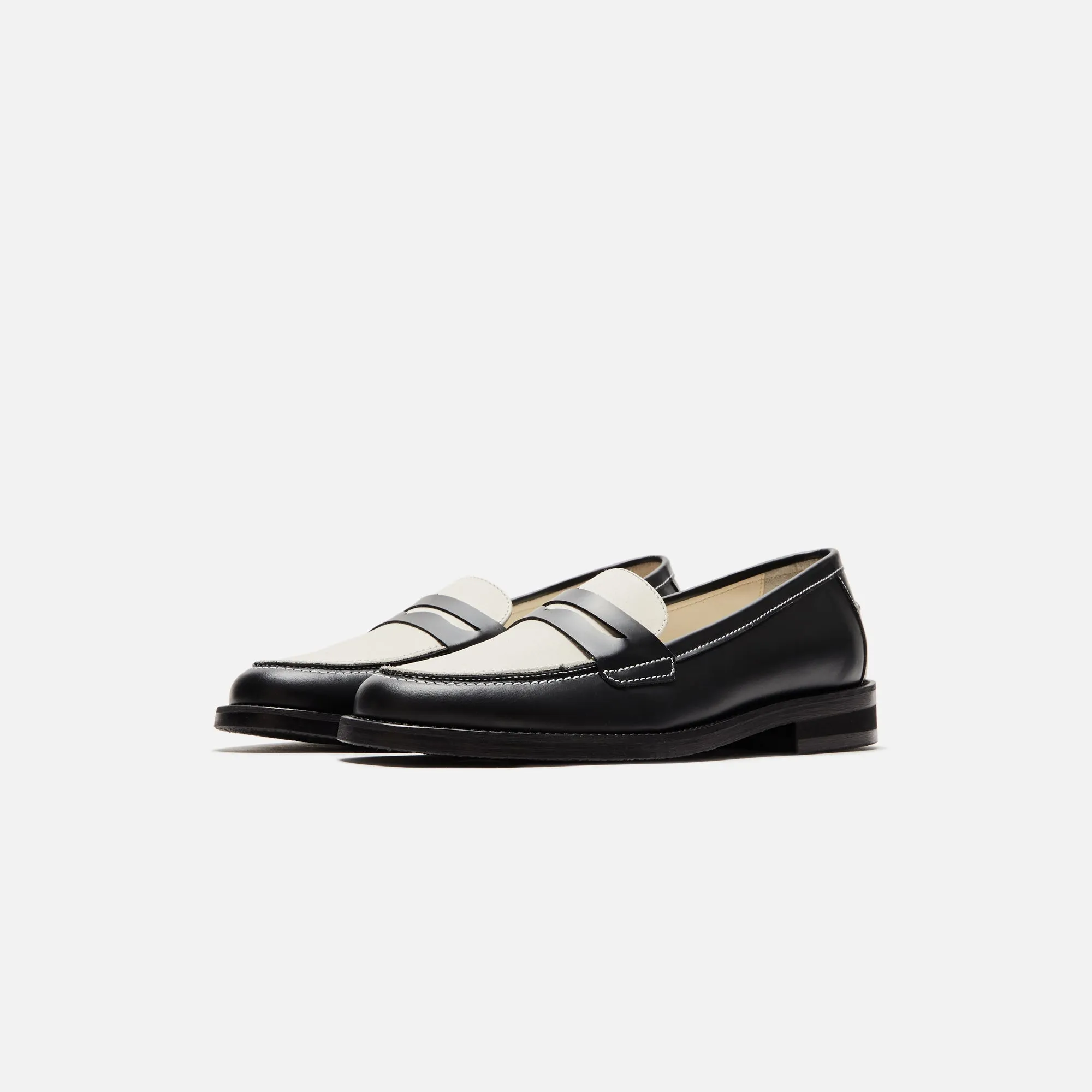 DUKE   DEXTER WMNS Wilde Penny Loafer - Black / White