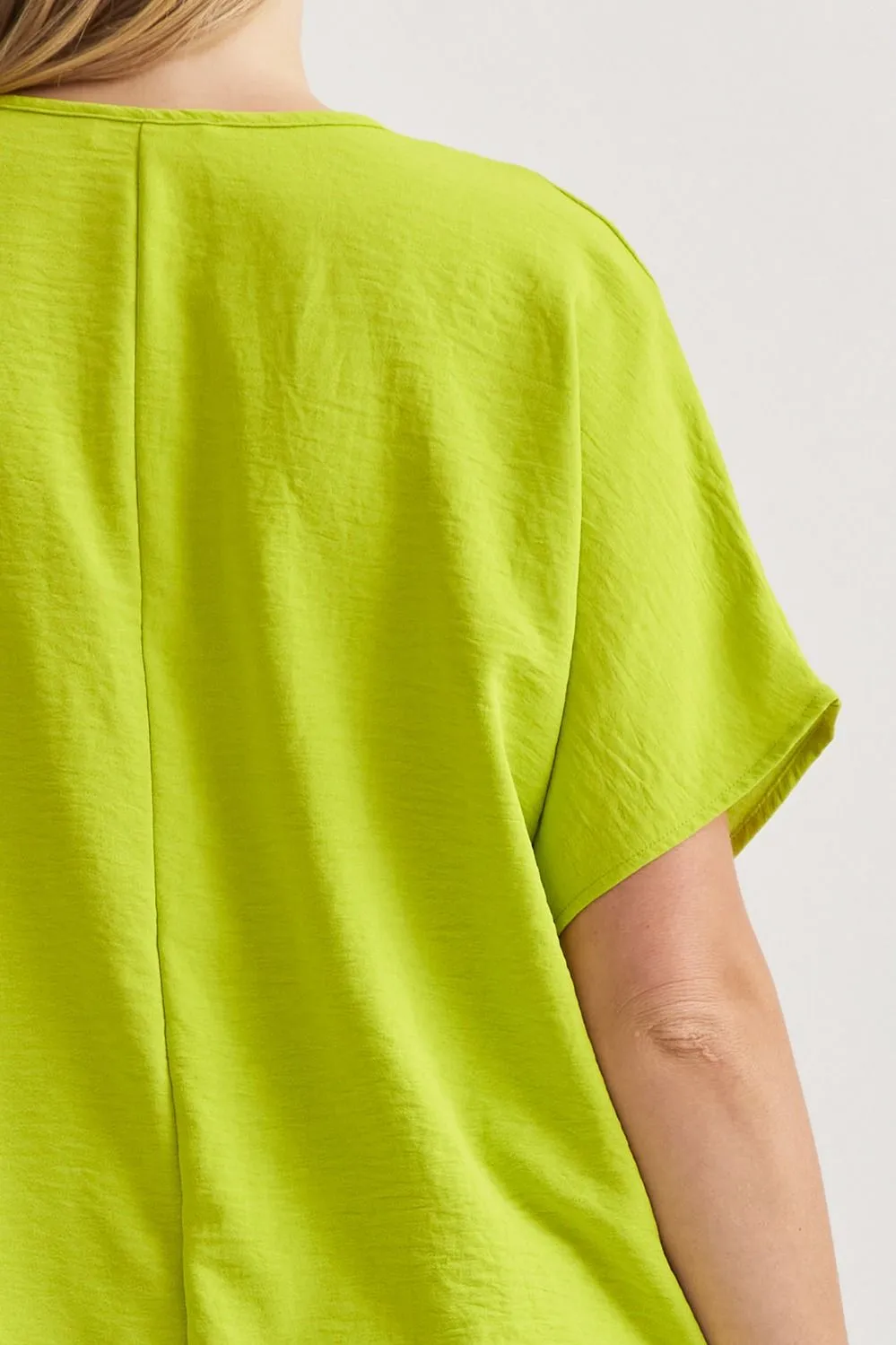 Entro V Neck Basic Top