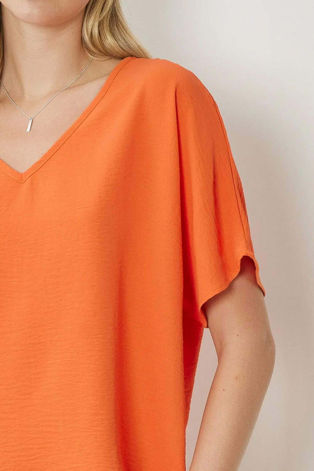 Entro V Neck Basic Top