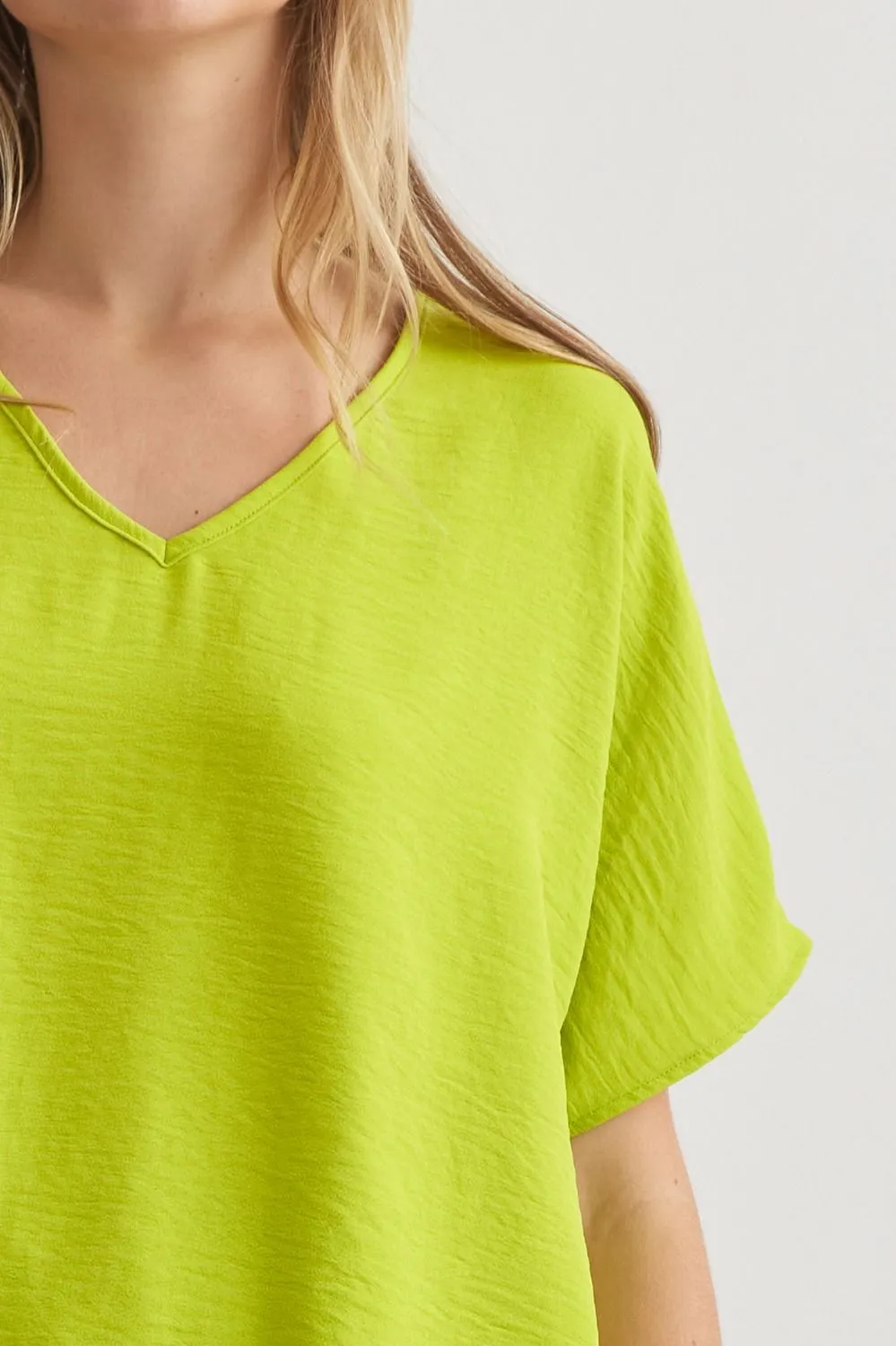 Entro V Neck Basic Top
