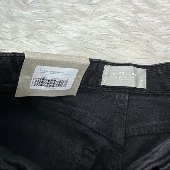 Everlane Women’s NWT Black The Curvy Cheeky Minimalist Jean W28 Crop/L26.5