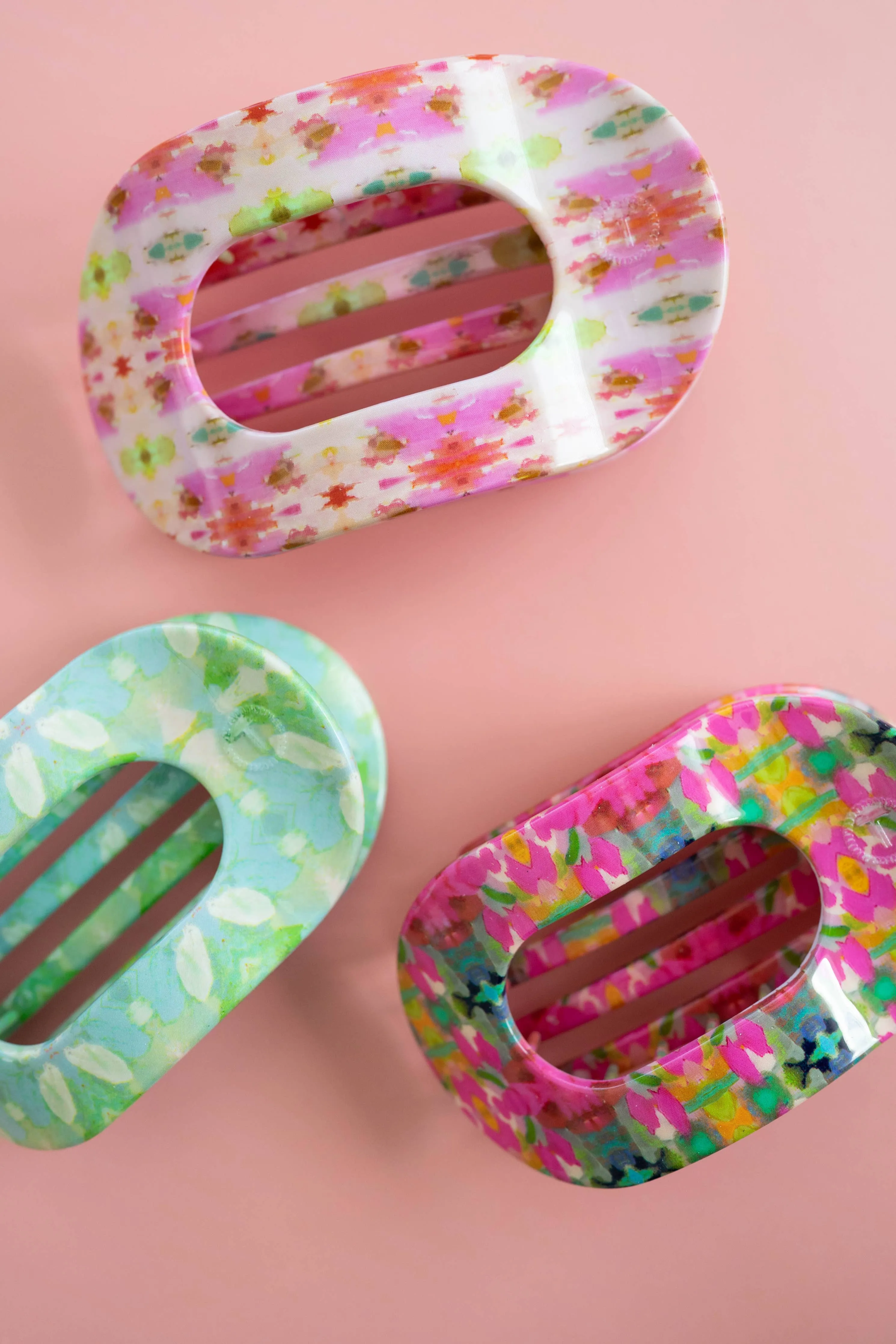 Fuchsia Dream | Medium | Flat Round Hair Clip