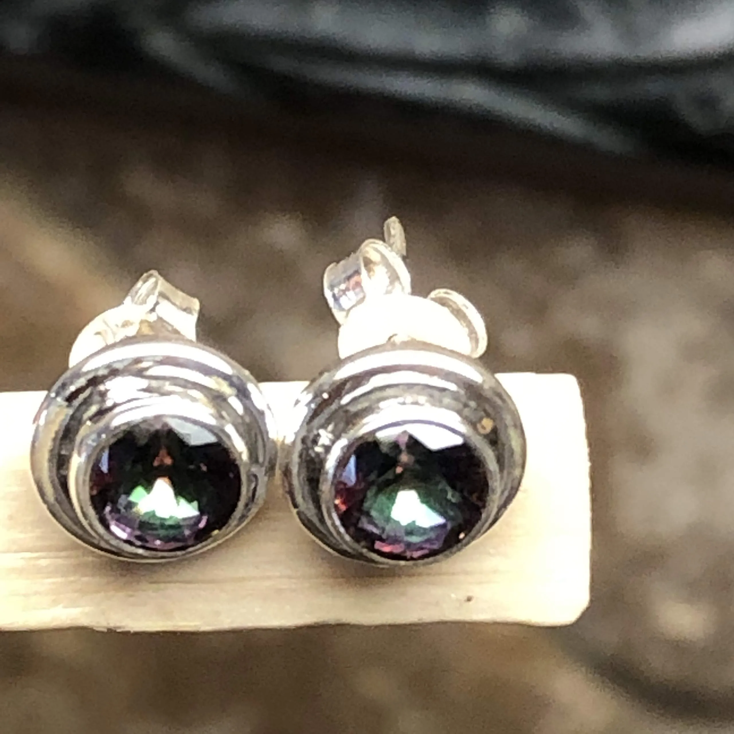 Gorgeous Mystic Topaz 925 Solid Sterling Silver Earrings 7mm