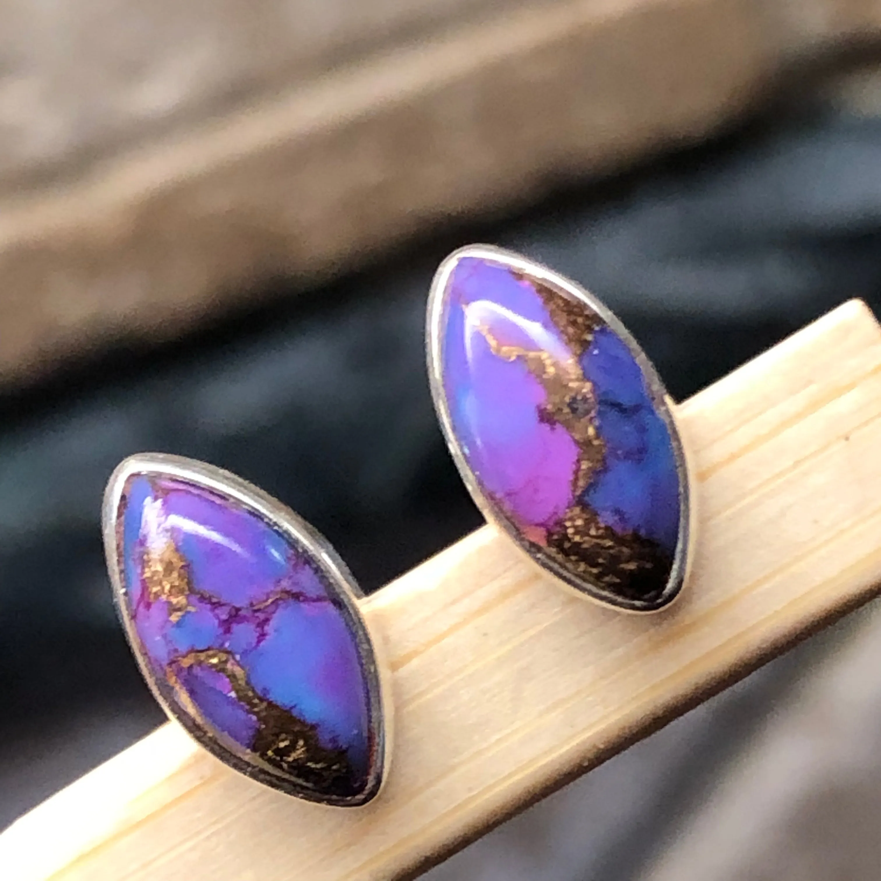 Gorgeous Purple Mohave Turquoise 925 Solid Sterling Silver Earrings 10mm