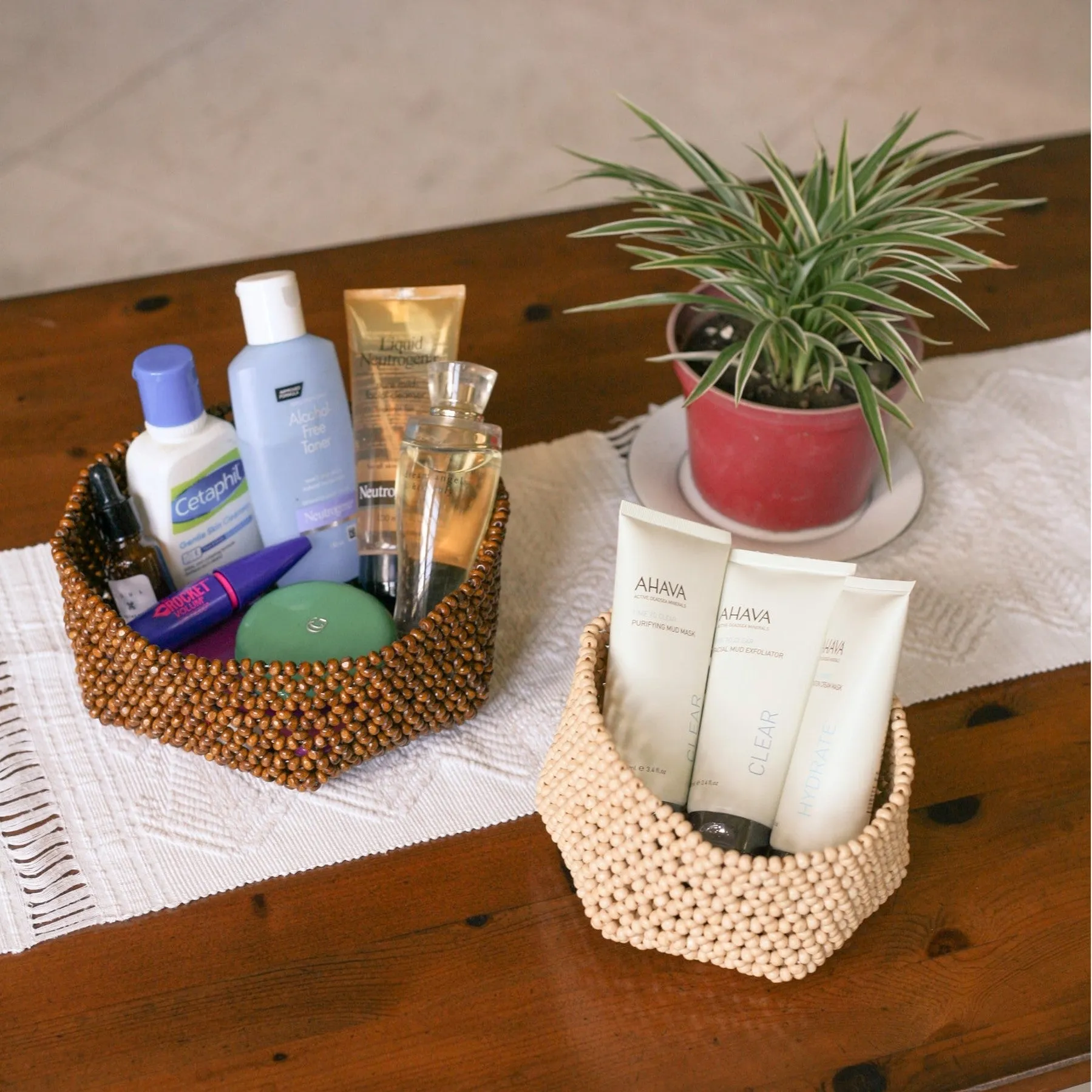 HABI Multipurpose Beaded Basket Tray
