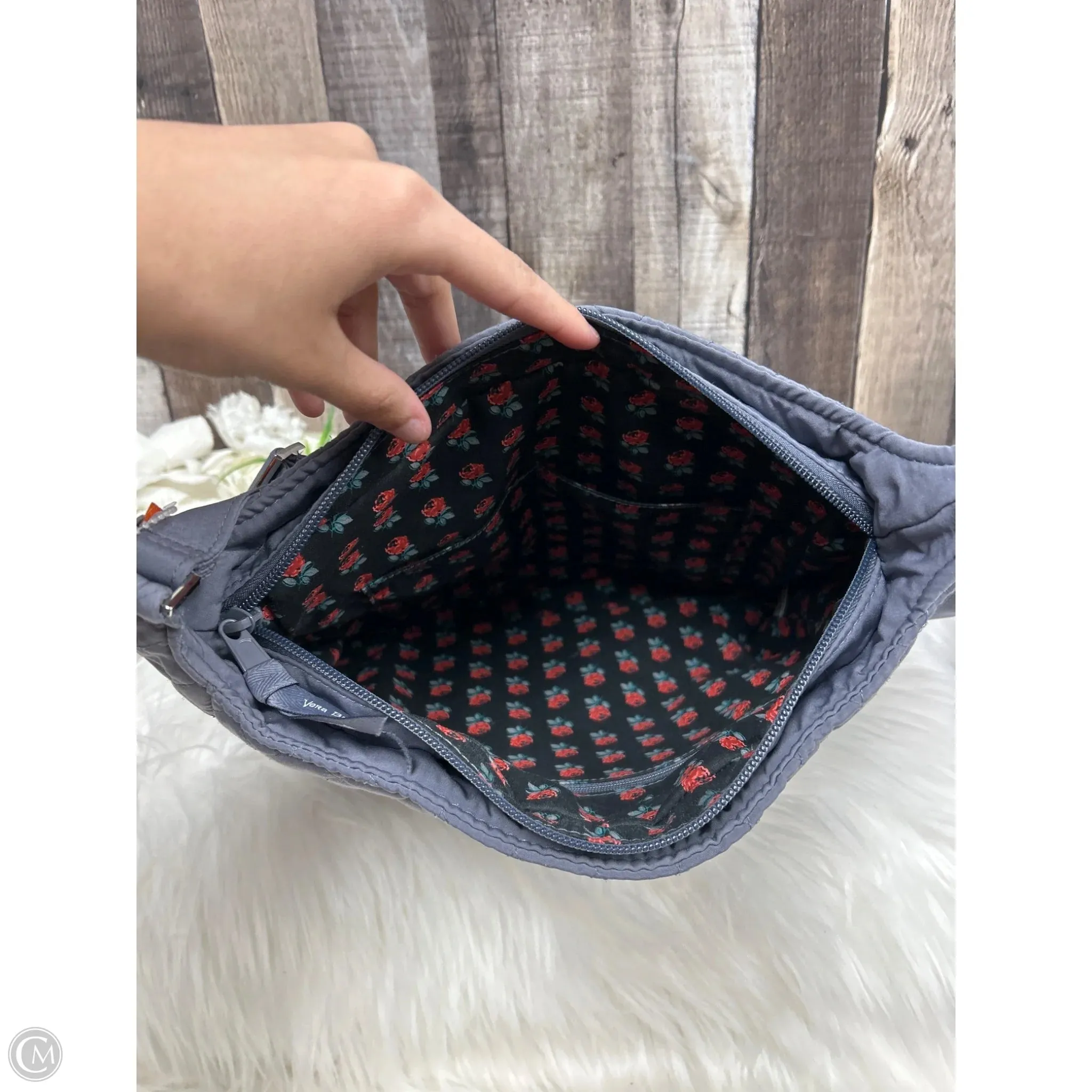 Handbag By Vera Bradley, Size: Medium