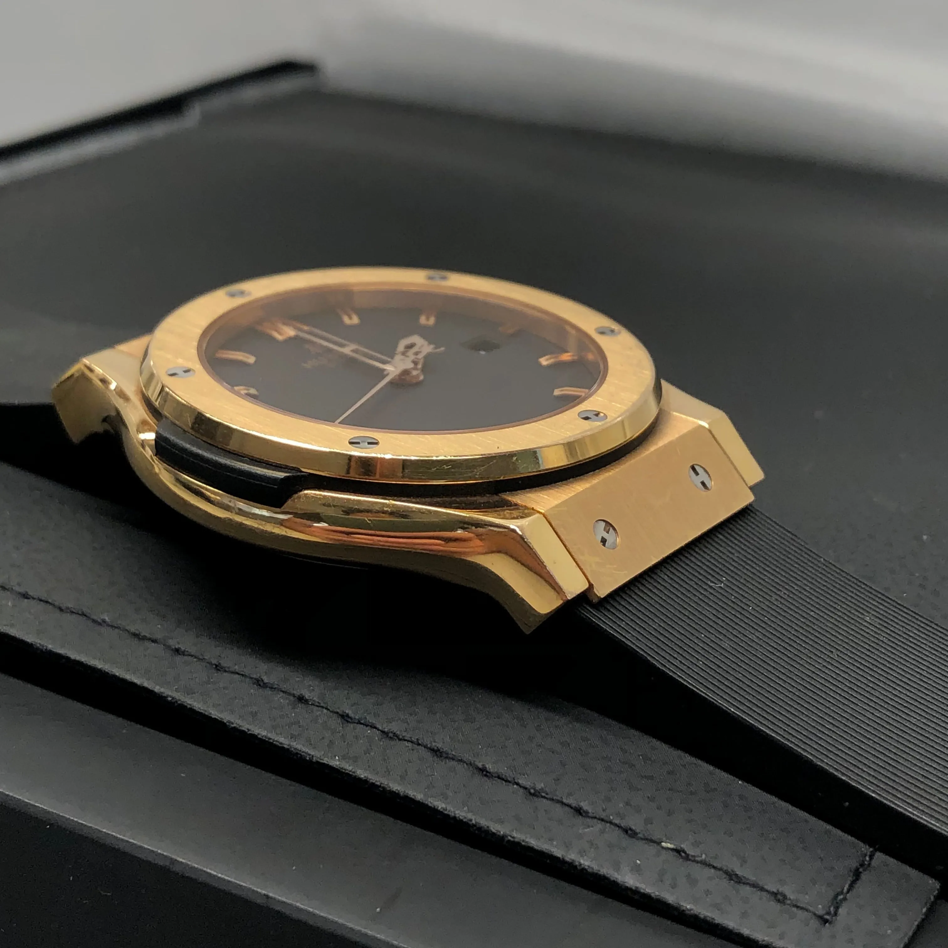 Hublot Classic Fusion 542.PX.1180.RX 18K Rose Gold Rubber 42mm Automatic Wristwatch with Box and Papers