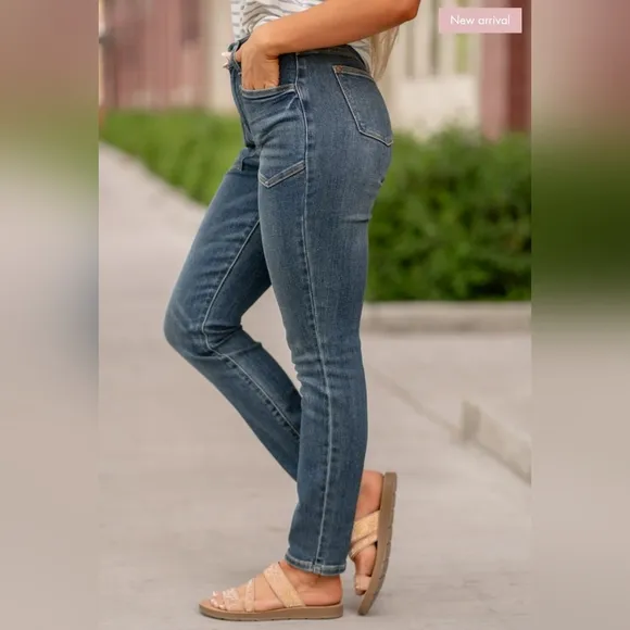 Judy Blue HR Vintage Wash Pocket Relaxed Jeans Slim Straight Skinny Various NEW