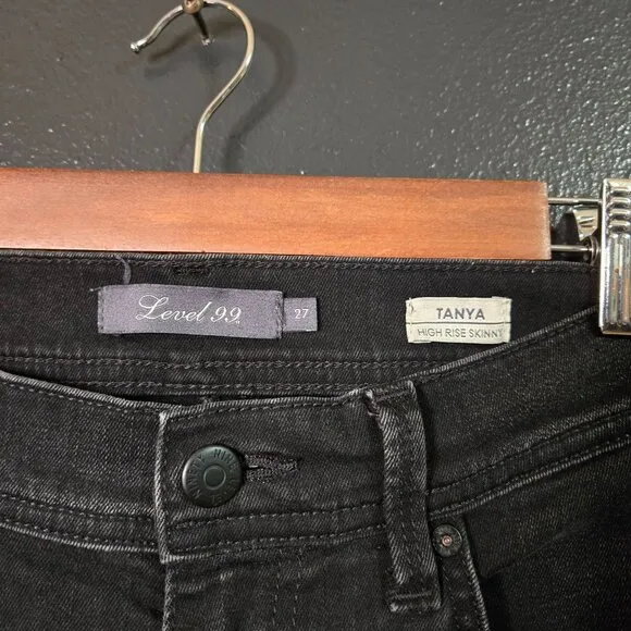 Level 99 Women's Tanya High Rise Skinny Jeans Size 27 Black Denim