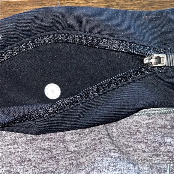 Lululemon speed up Women's Black and Gray Shorts size 6