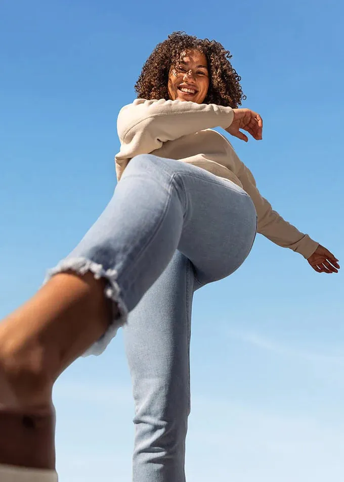 Midweight Performance Denim High Rise Taper (Women's)