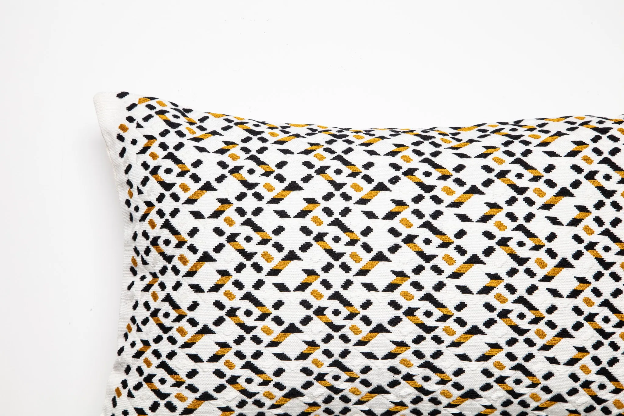 Nahualá Pillow, Ochre