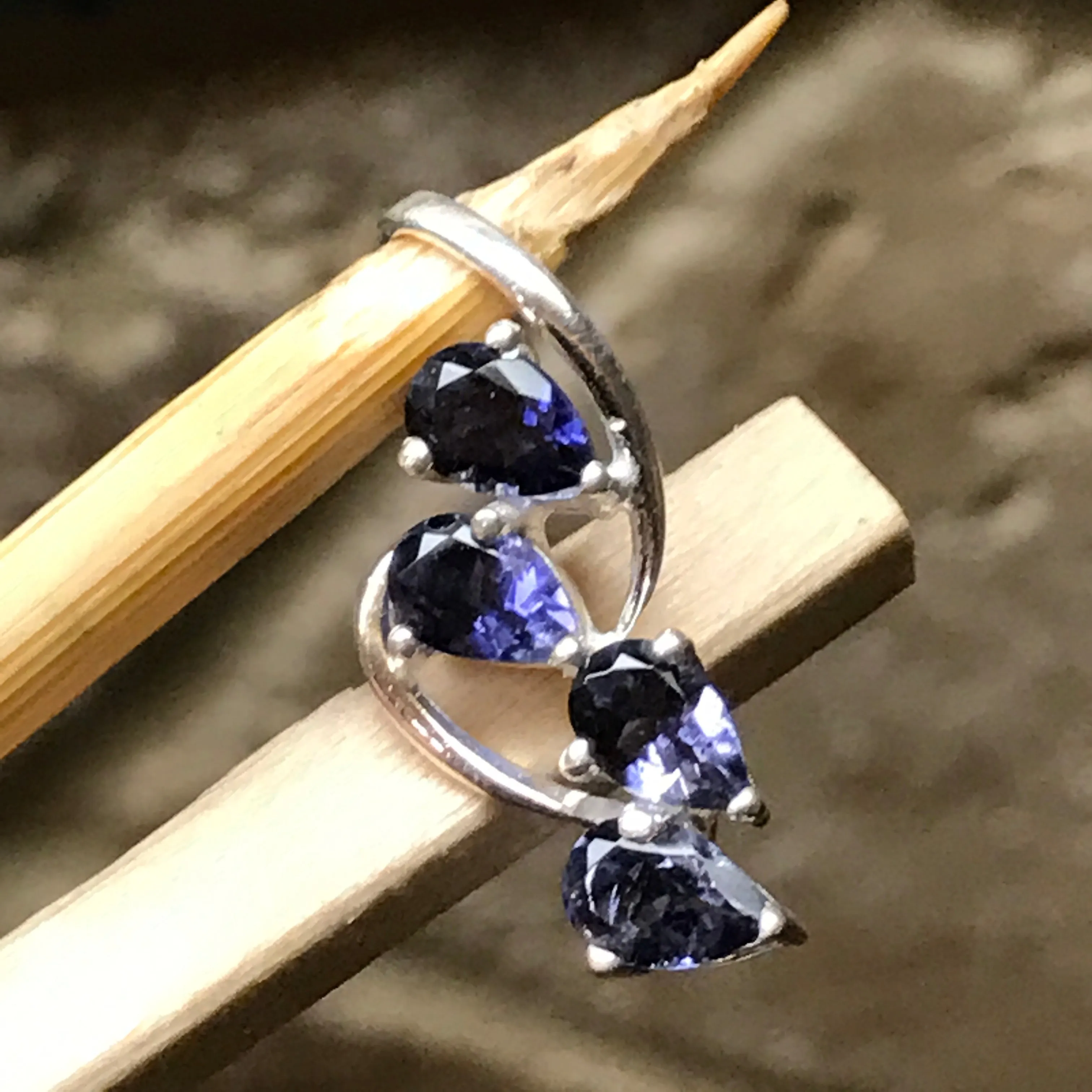 Natural 4ct Iolite 925 Solid Sterling Silver Pendant 28mm