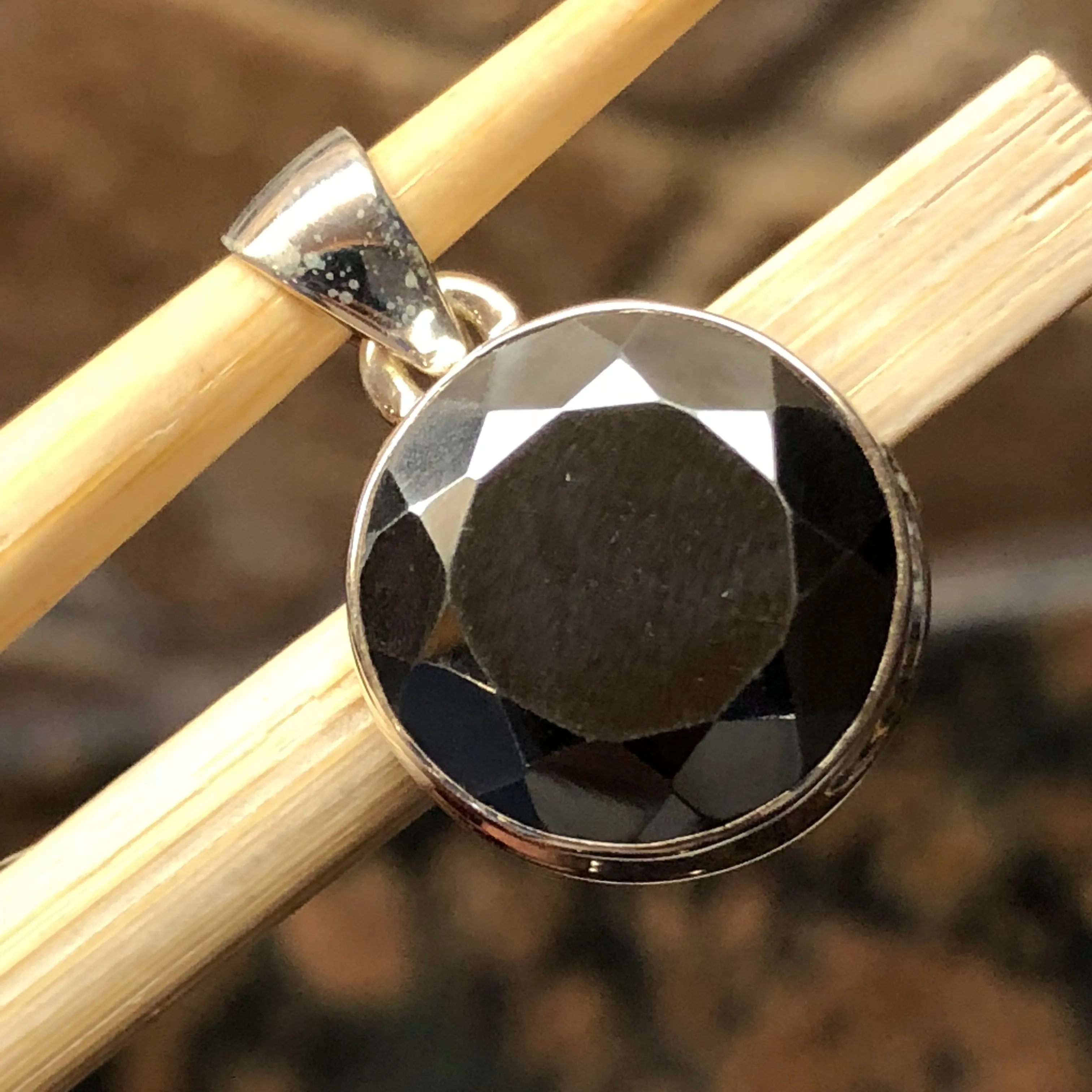 Natural Hematite 925 Solid Sterling Silver Pendant 22mm