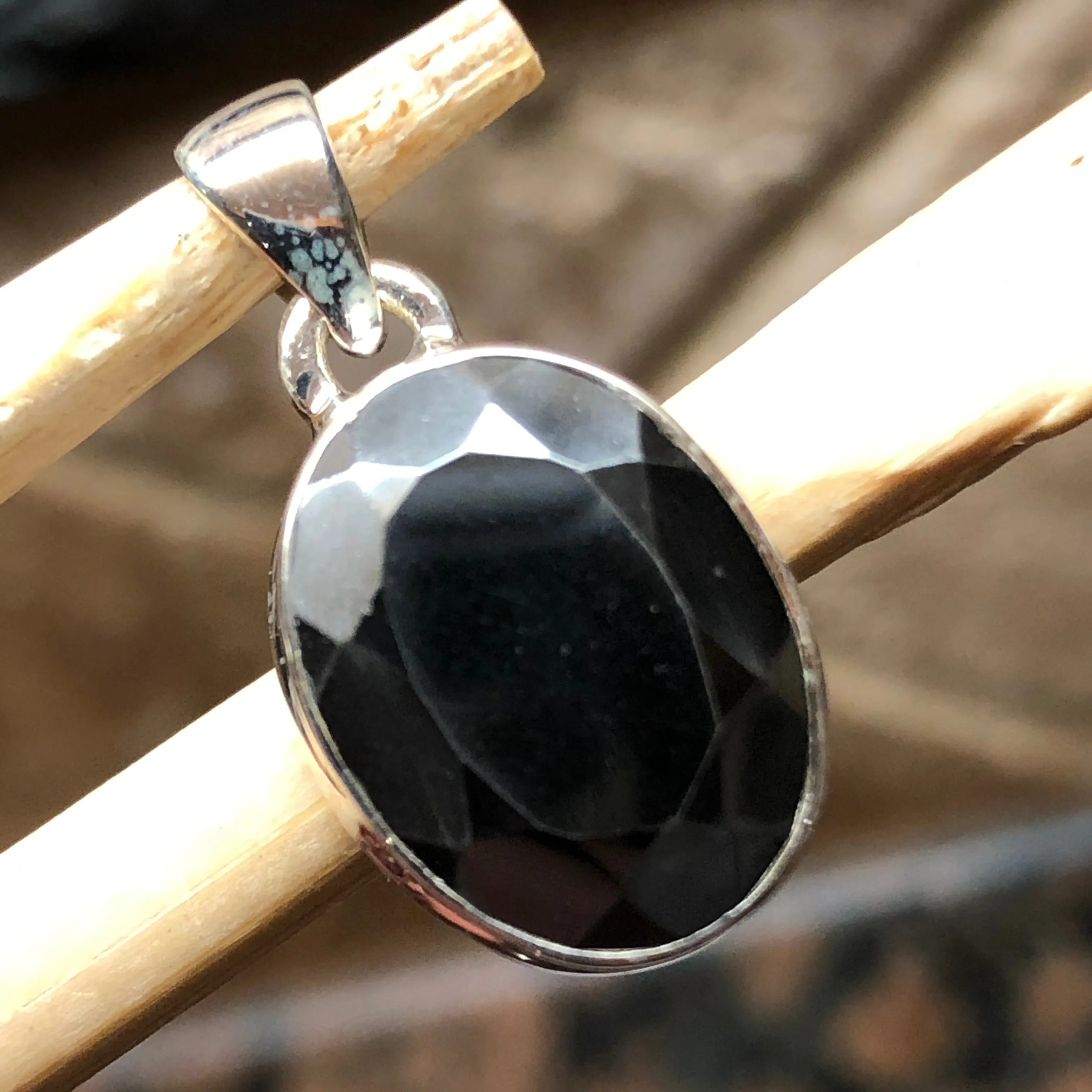 Natural Hematite 925 Solid Sterling Silver Pendant 25mm