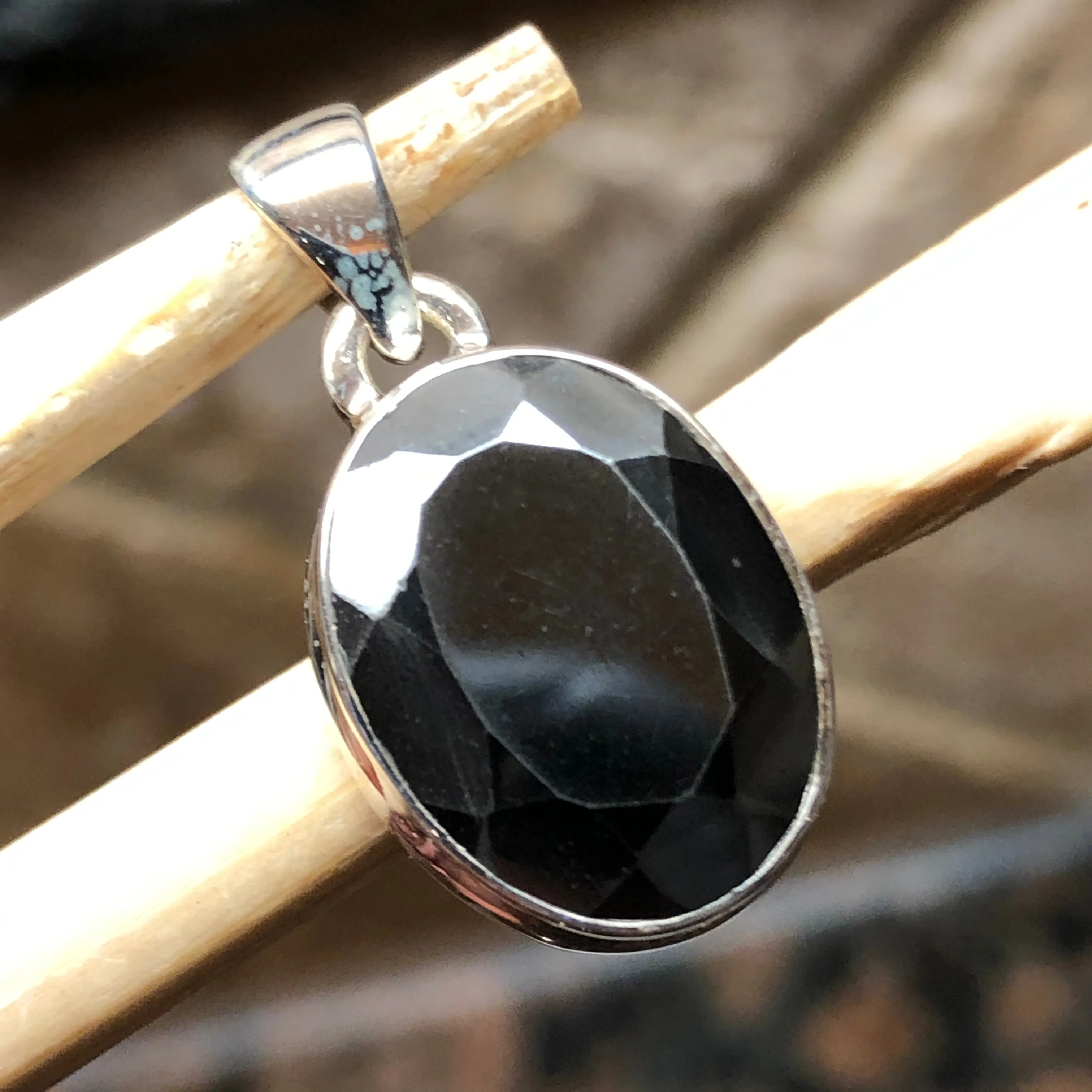 Natural Hematite 925 Solid Sterling Silver Pendant 25mm