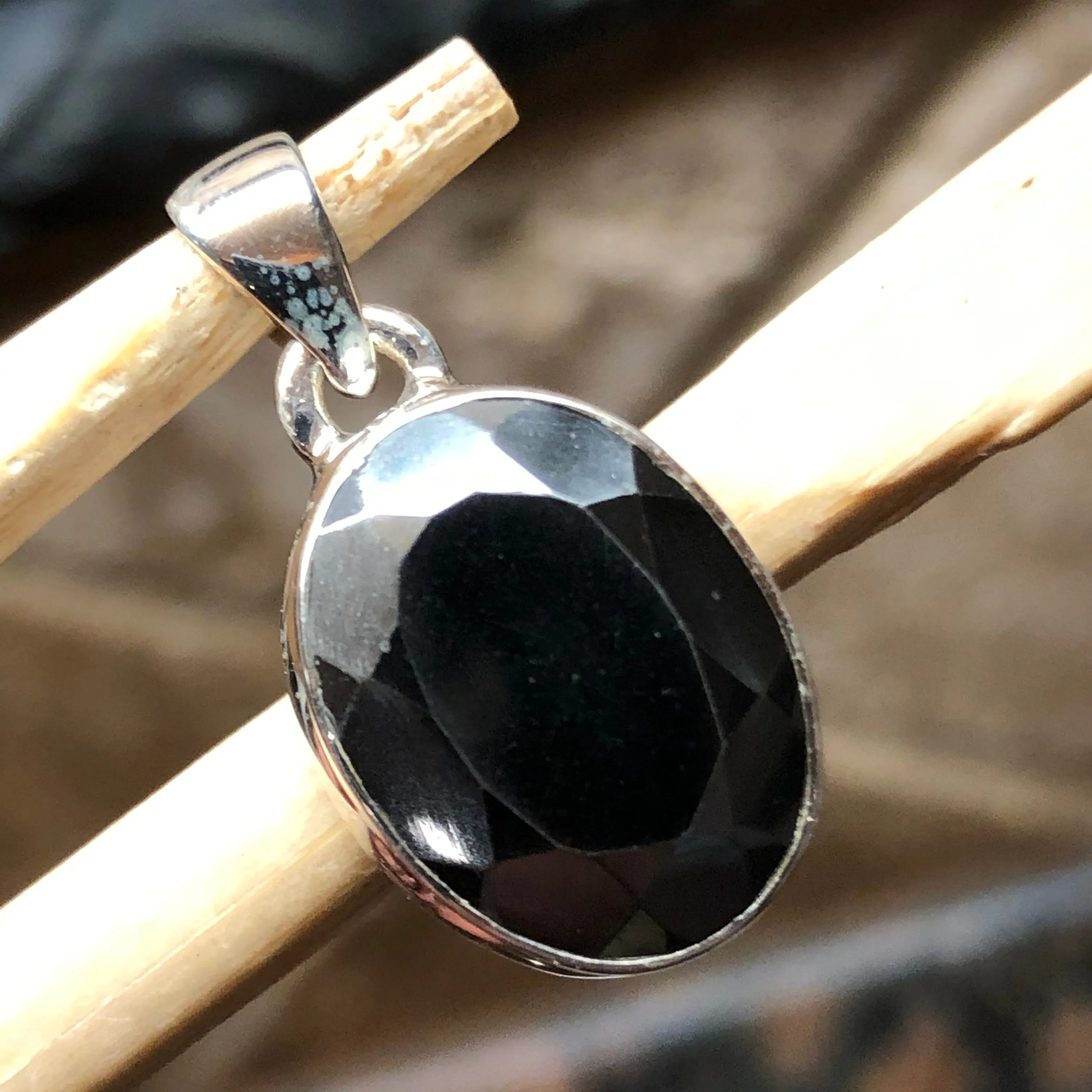 Natural Hematite 925 Solid Sterling Silver Pendant 25mm