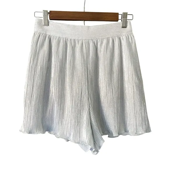 NEW House of Harlow 1960 x REVOLVE Women's Esther Silver High waist Shorts XS