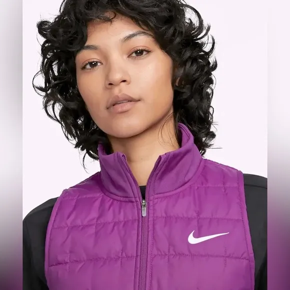 NEW NIKE - Nike Therma-FIT Women’s Synthetic Fill vest DD6084-503