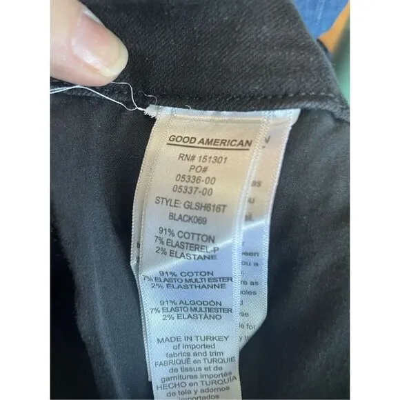 NWT Good American Women's High Waist Slim Straight Leg Size 14/32 Black Mom Jean
