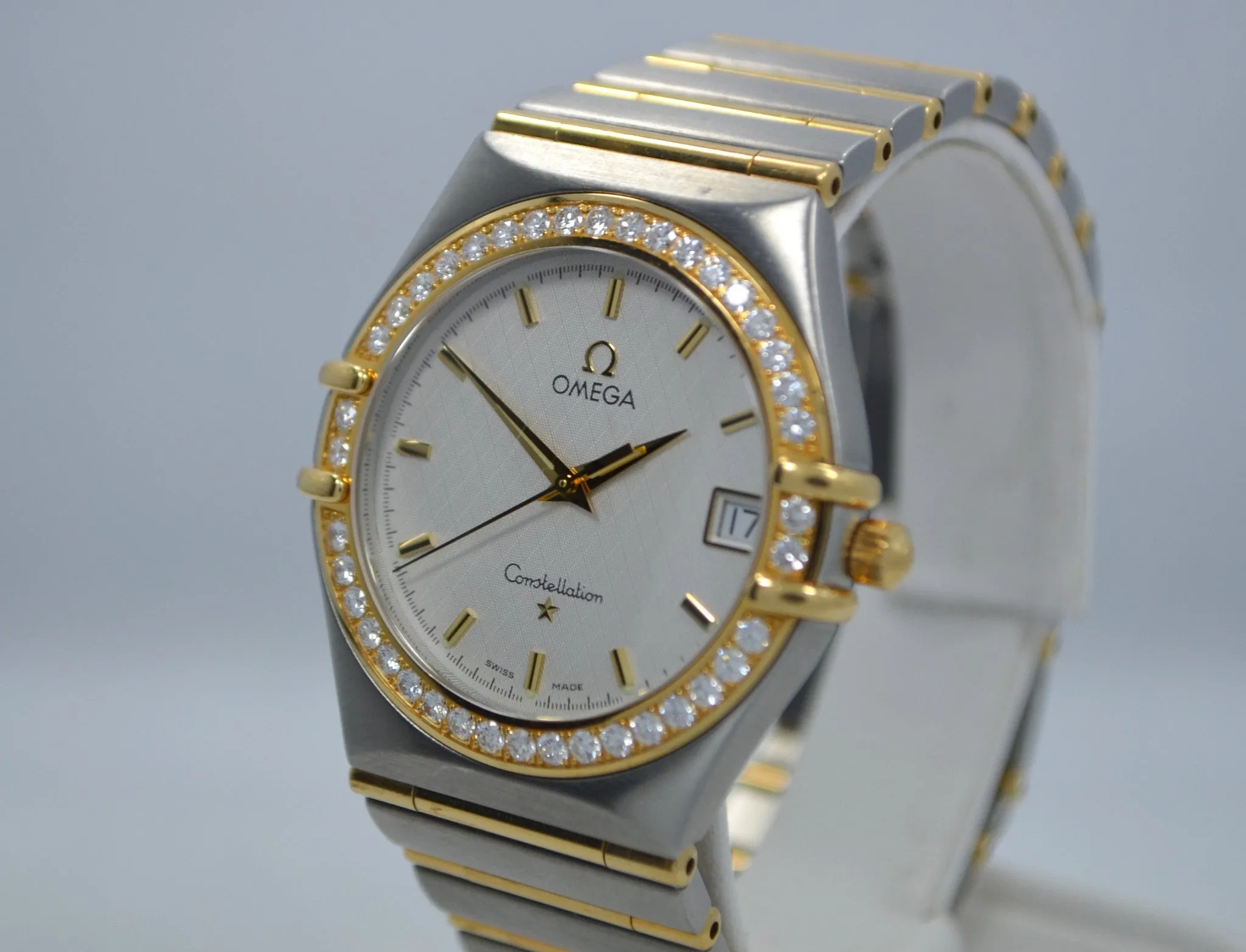 Omega Constellation Two Tone Diamond Bezel Steel 18K Gold Quartz Ladies Watch