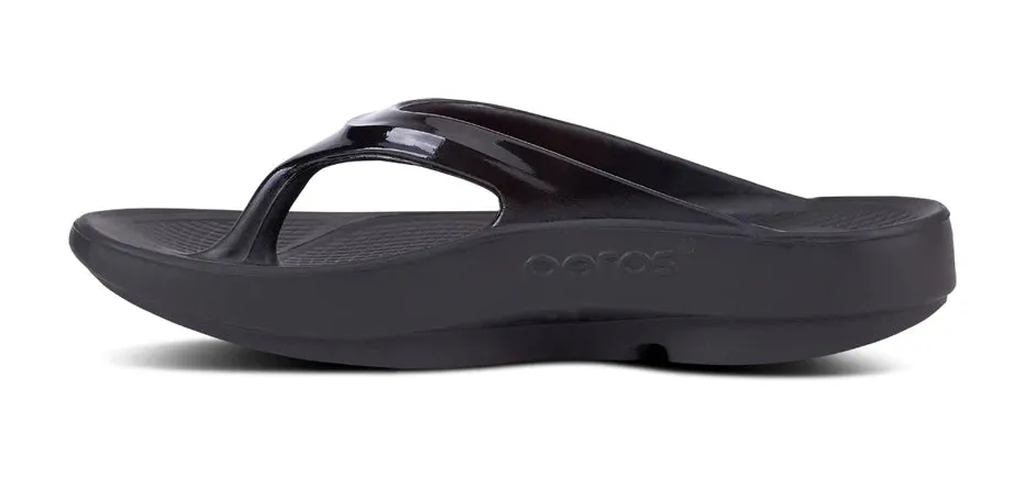 OOFOS Women's Oolala- Black