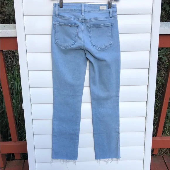 Paige Women's light denim Amber Jeans